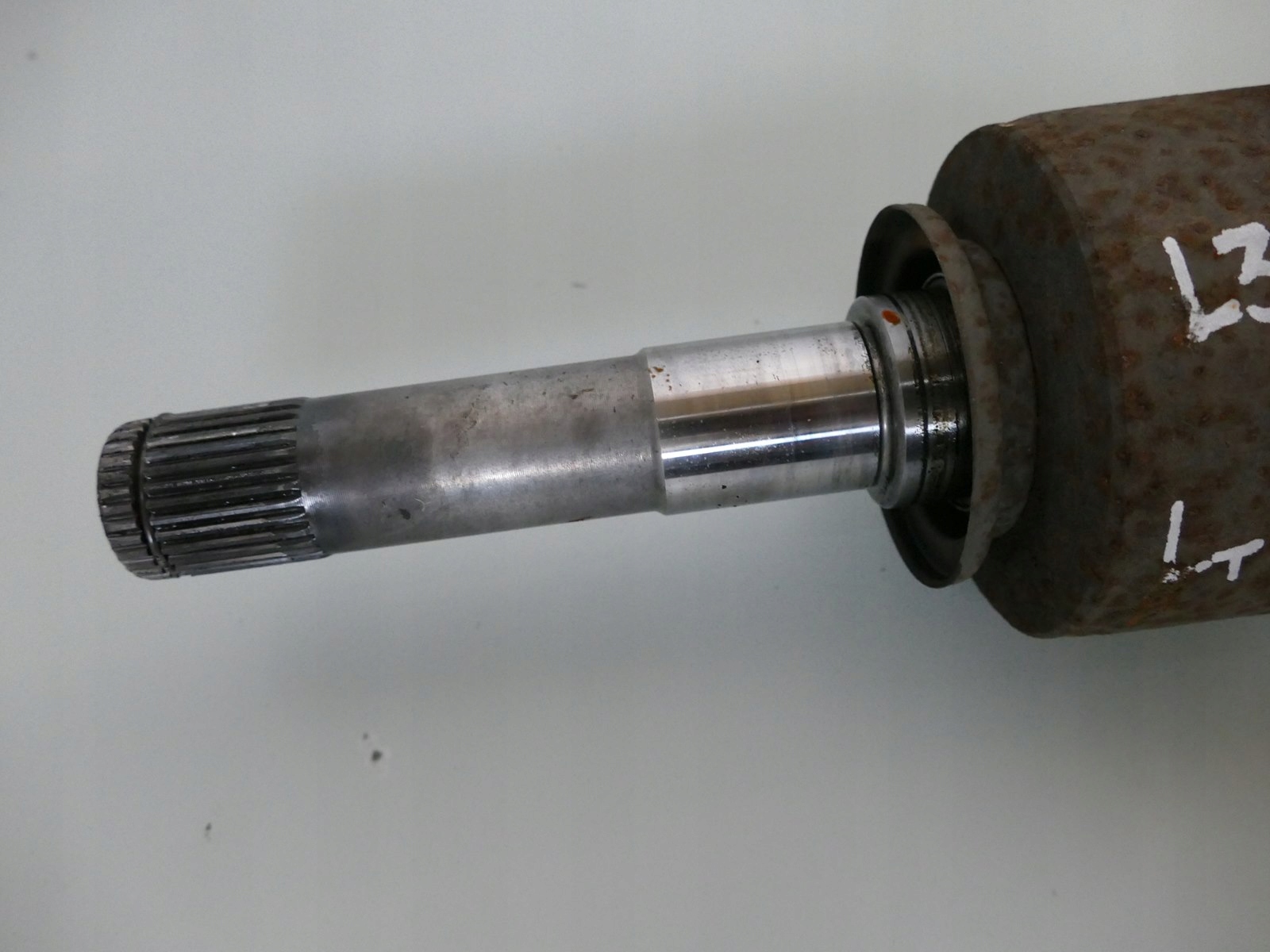 RANGE ROVER SPORT L320 3.6 TDV8 semi-axis left rear part