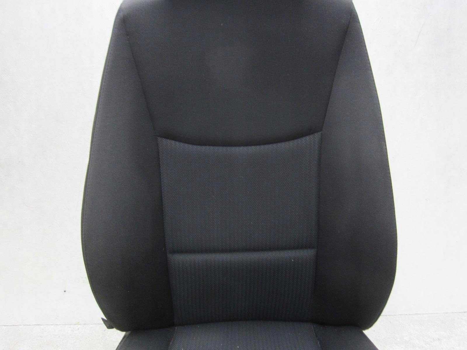 BMW E91 E90 2005-2010 sedačka spolujezdce pravý cerný MATERIAL tapacír