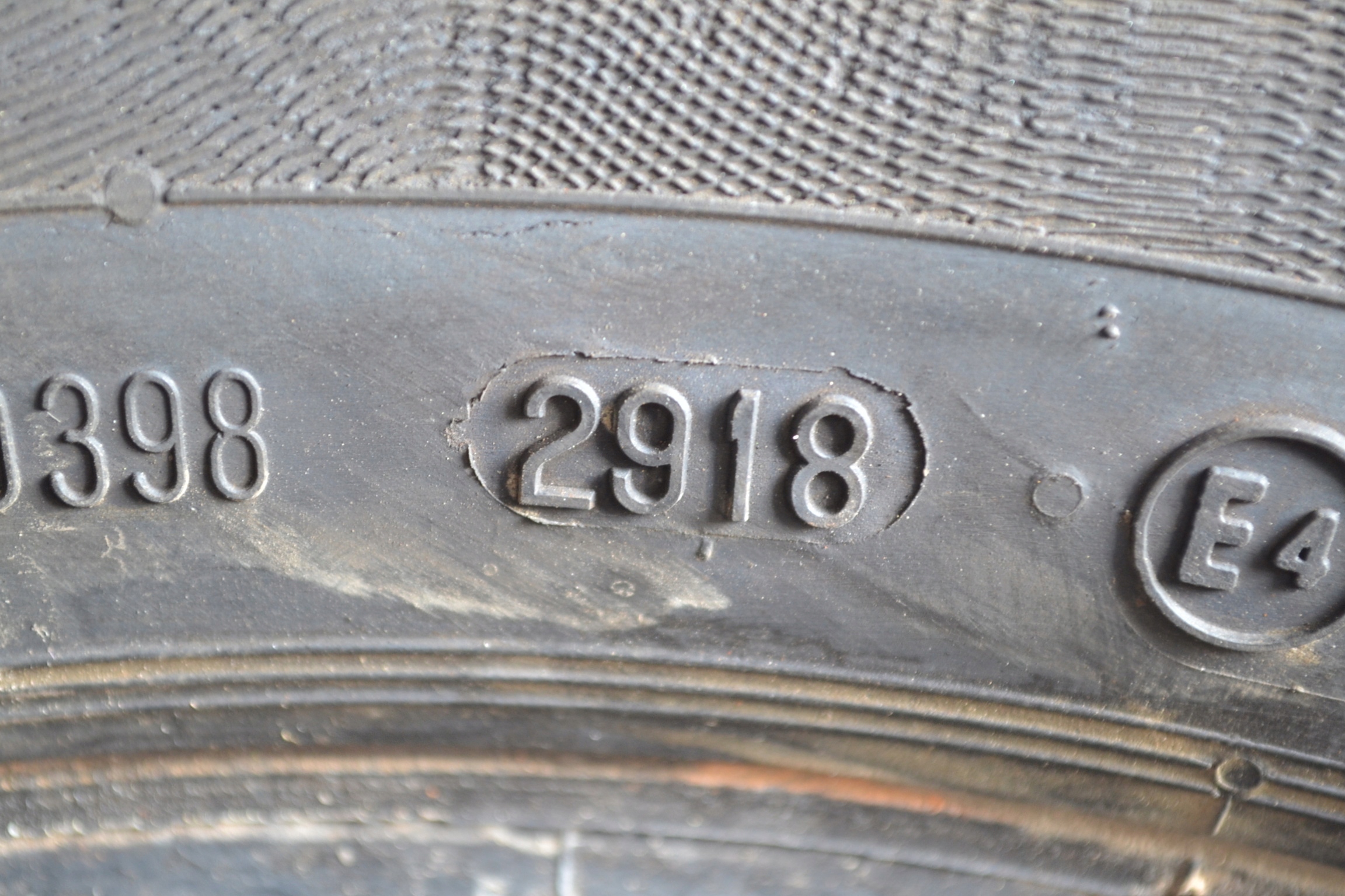 205/60R16 96H CONTINENTAL TS830P x4szt 8368z Model ContiWinterContact TS 830 P