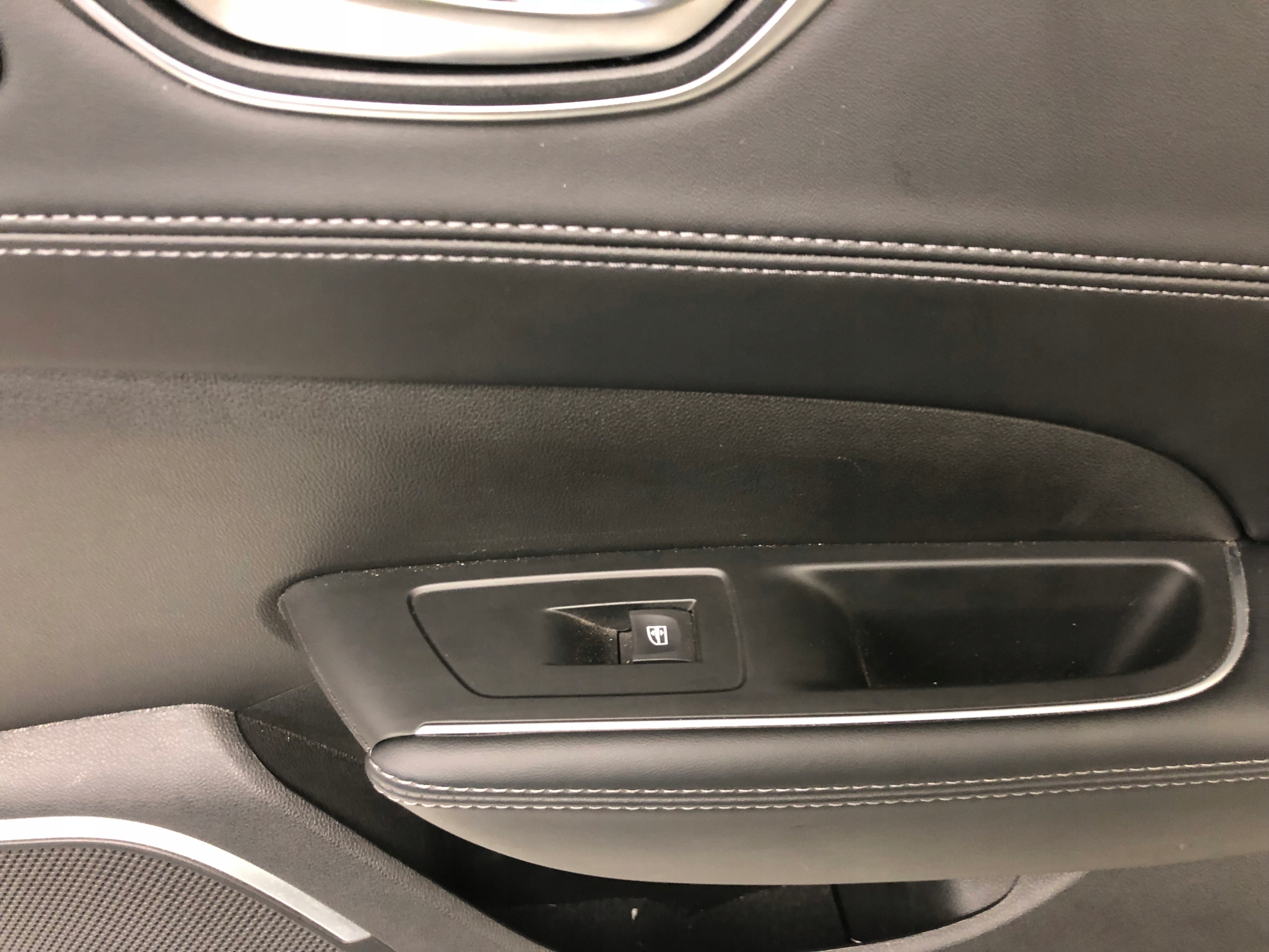 RENAULT TALISMAN INITIALE side upholstery right rear part BOSE 0137