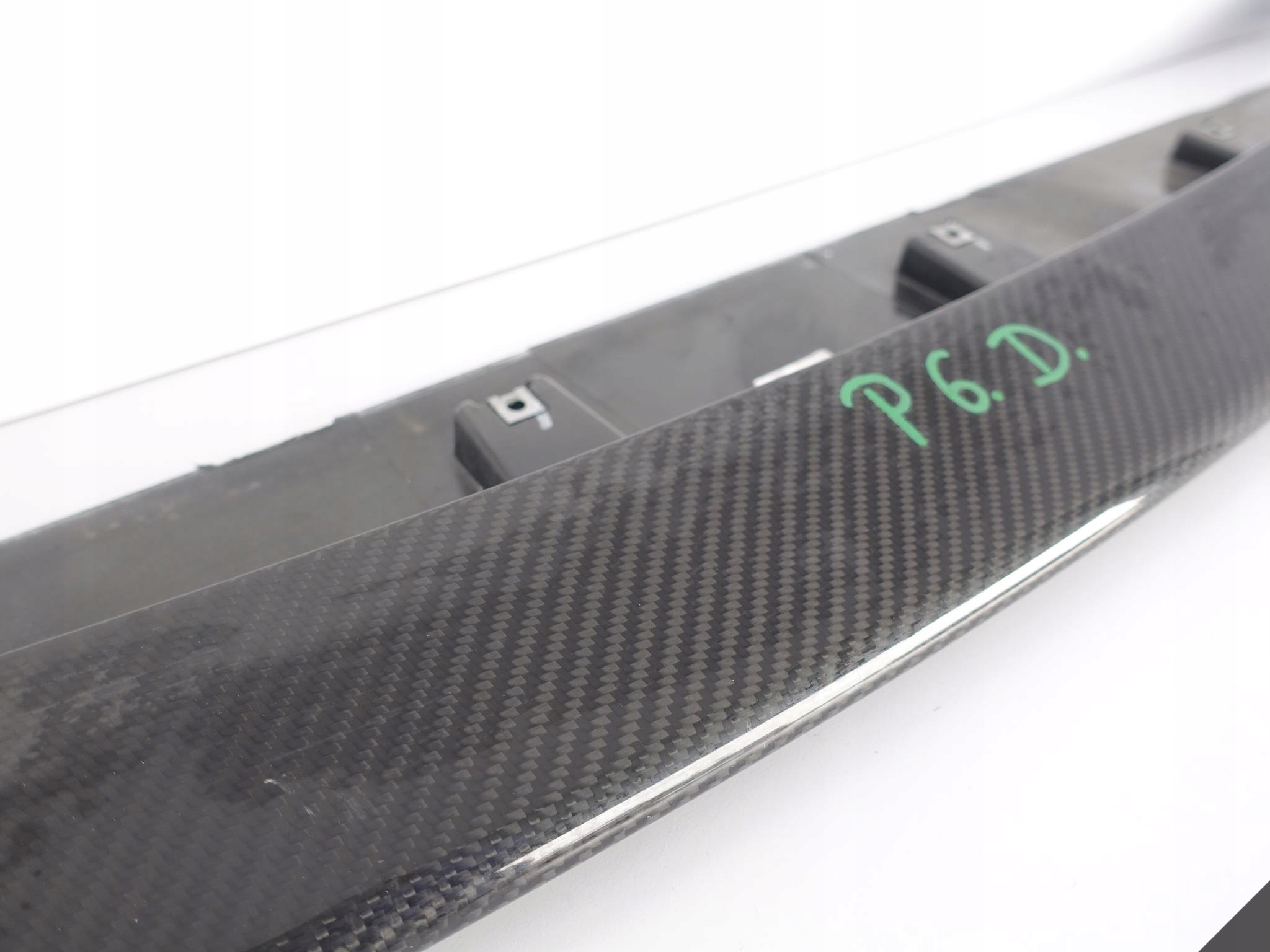 MASERATI LEVANTE TROFEO GTS LIFT CARBON SPOILER