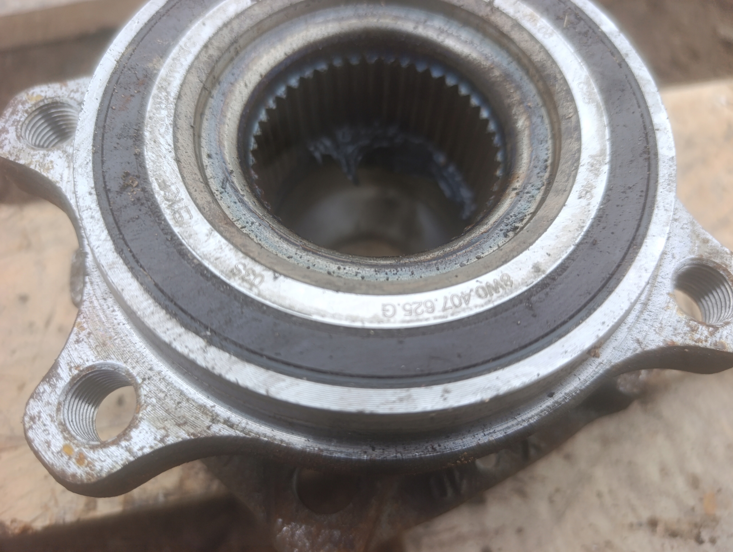 perno mozzo Lozyska ruote Audi A6 A7 8W0407617