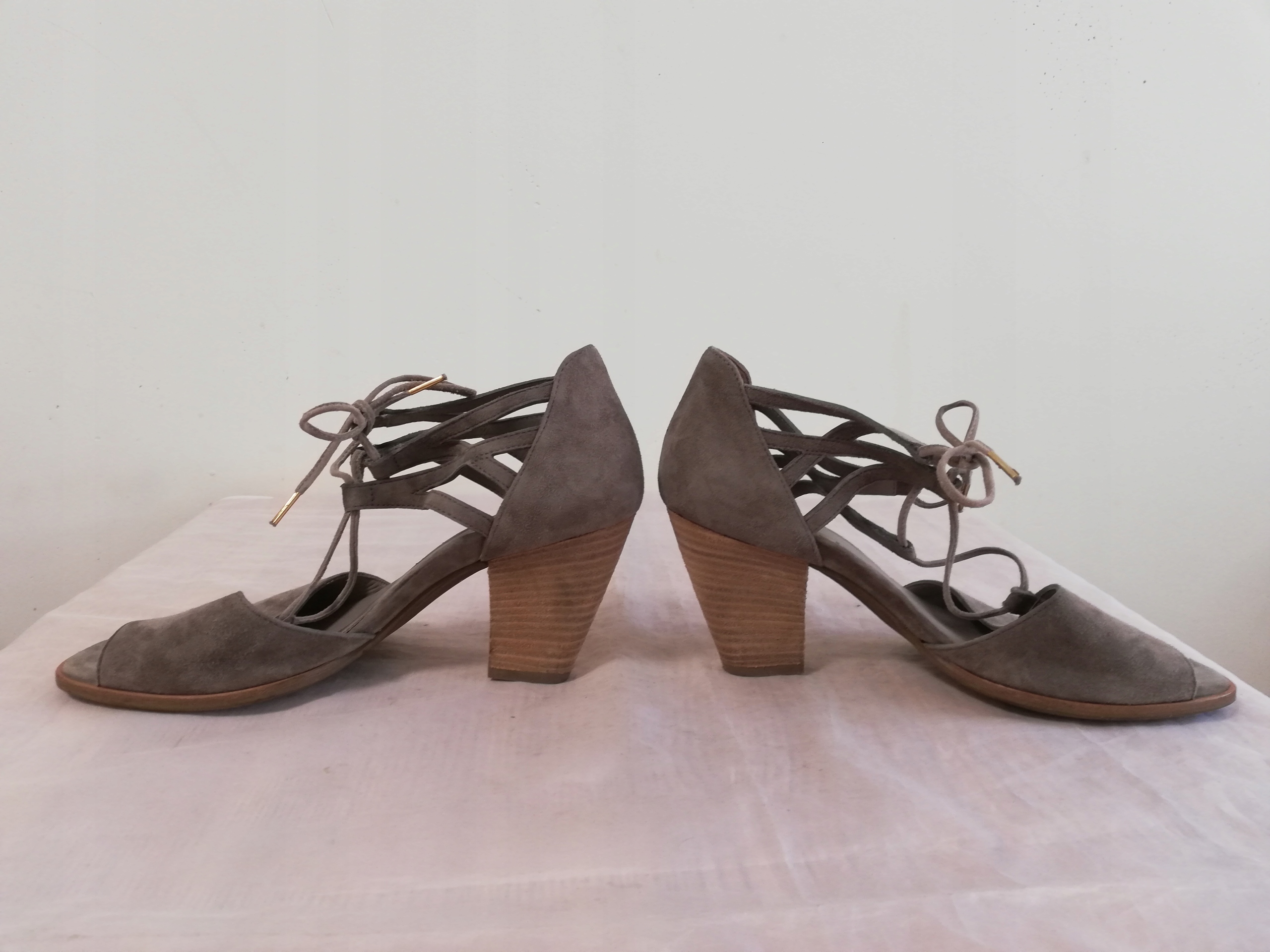 Sandały na obcasie Poul Green r. 40 , wkł 26 cm Rozmiar 40