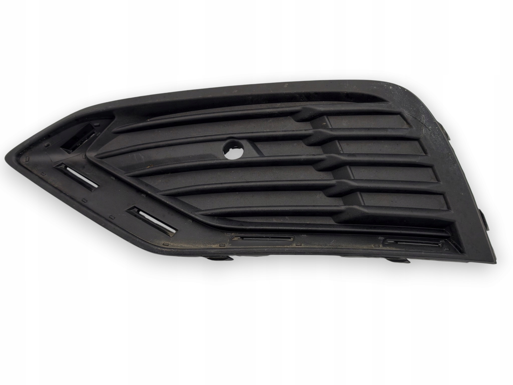 VOLVO S60 III V60 II grid of a bumper left front left front 31688826