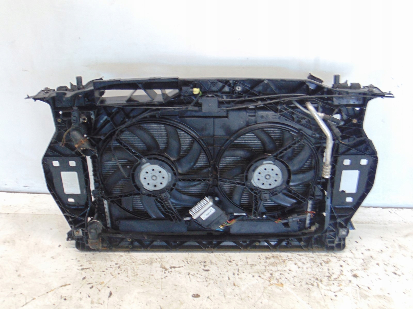 KPL support panel for radiators pillar iron AUDI Q3 8U 2.0 TDI MANUAL