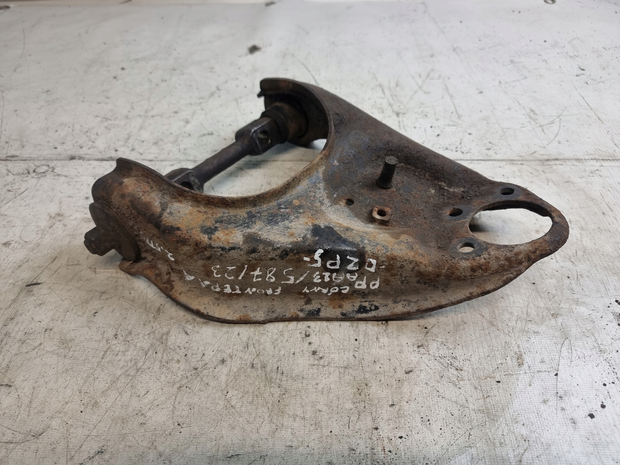 arm upper right front OPEL FRONTERA A 2.5 TDS