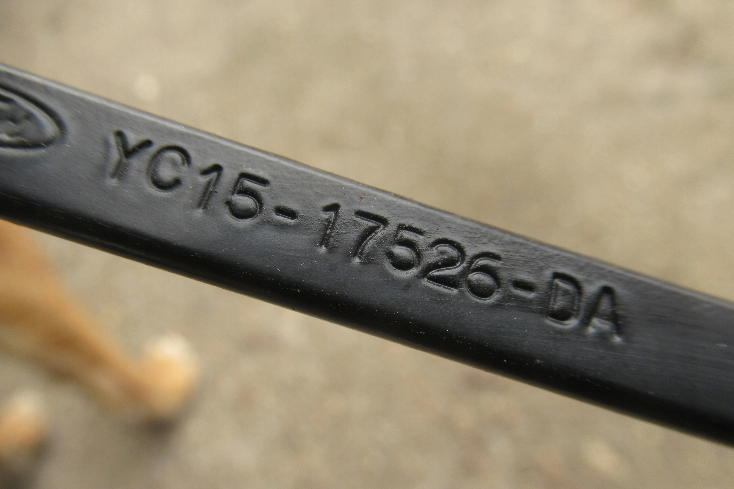 TRANSIT MK7 08R wischerarm links YC1517526DA