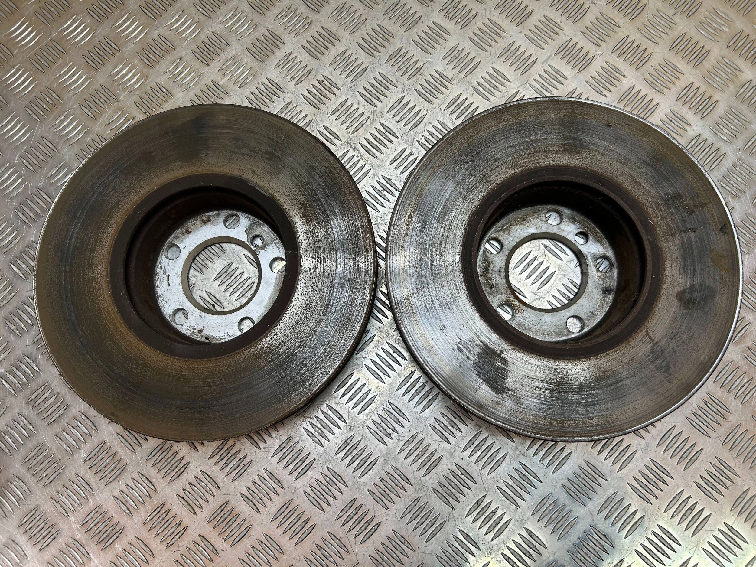 discs brake front BMW X5 F15 2015 330 mm