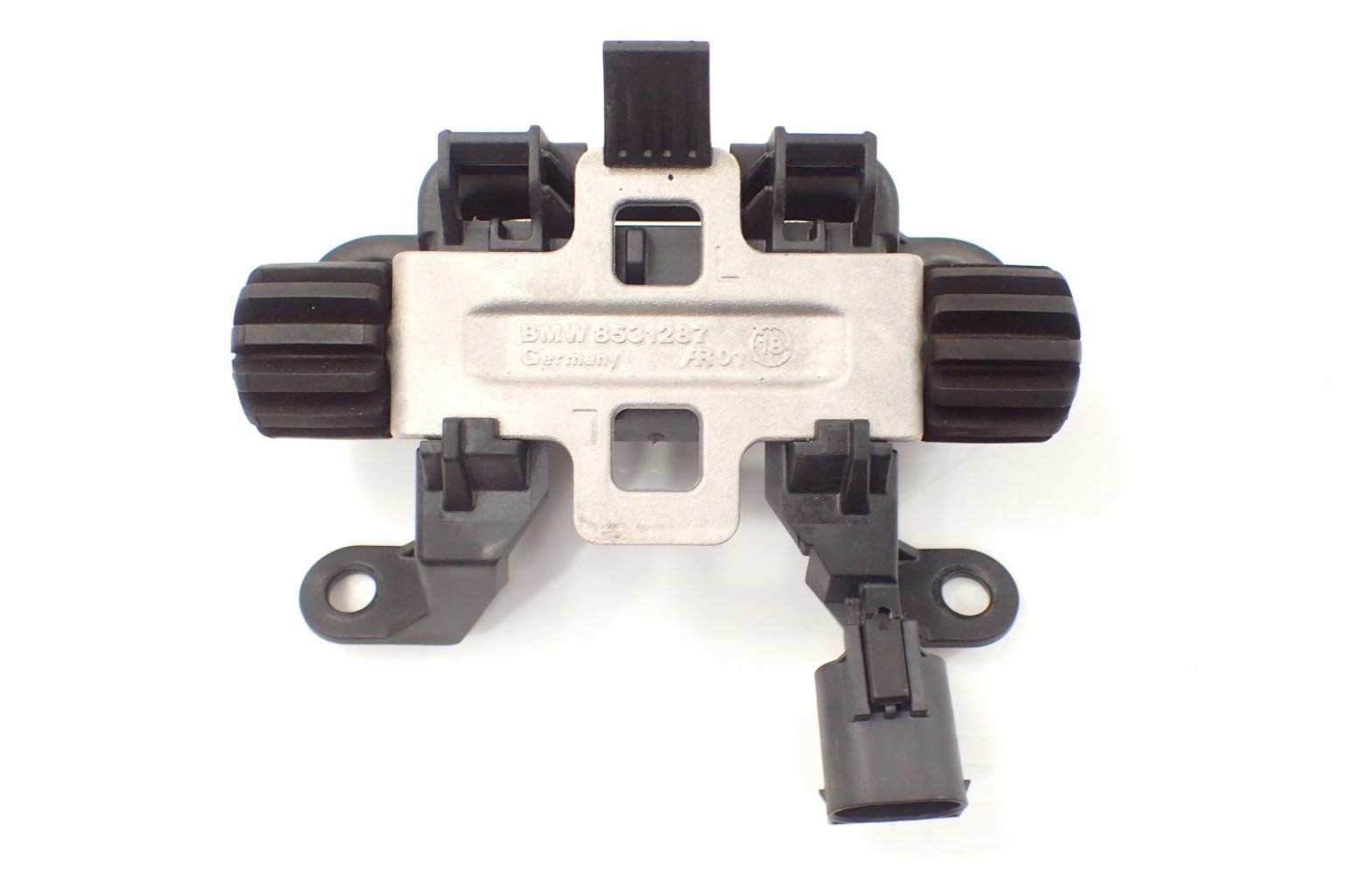 132572-1111 - BMW R 1250 RT K52 18-стійка кронштейн кріплення