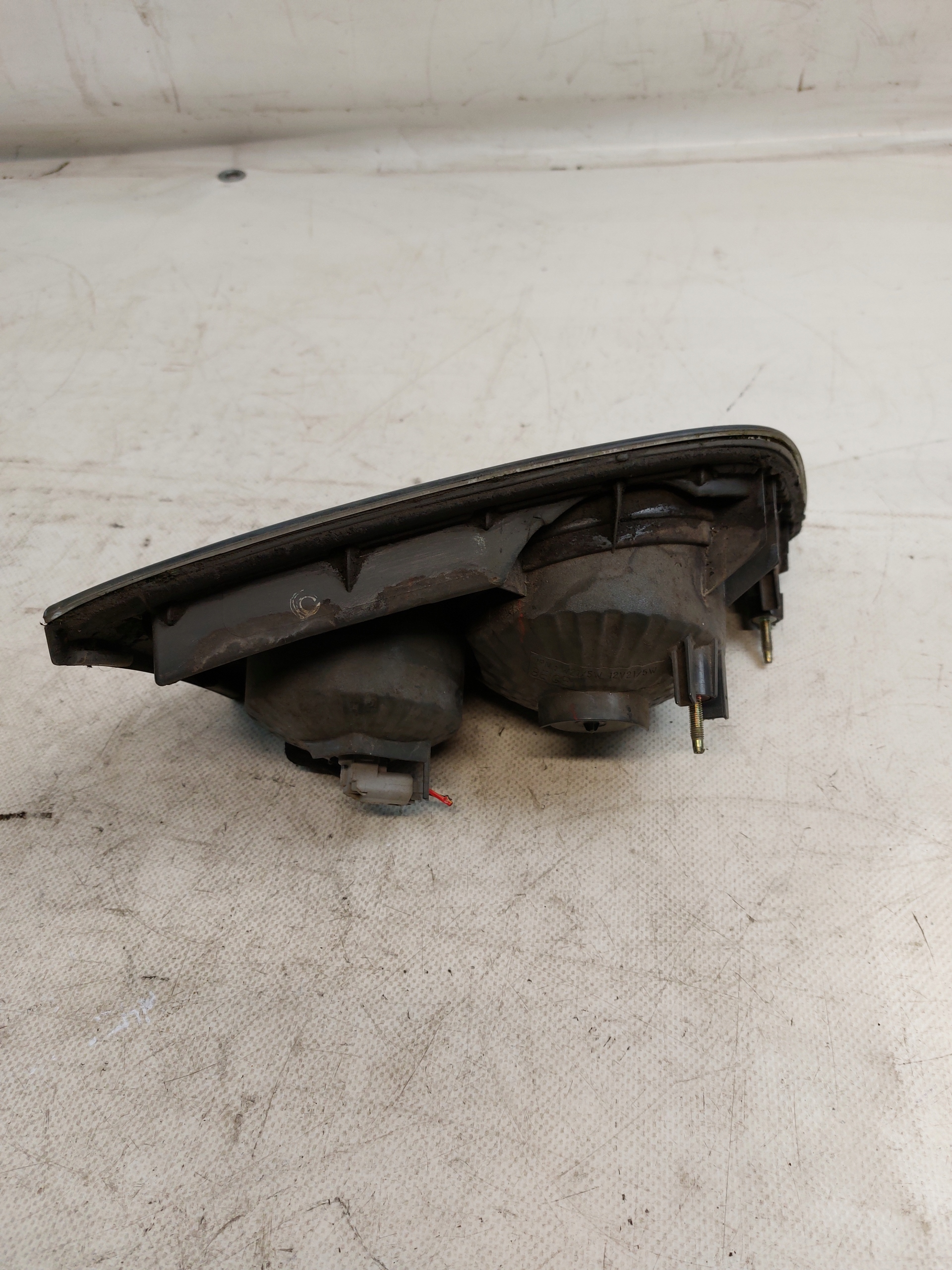 light right rear MAZDA 6 and KOMBI