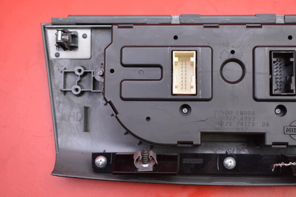 upravljačka rešetka ventilacije KLIMY 27500-EM00A NISSAN TIIDA C11 04-08