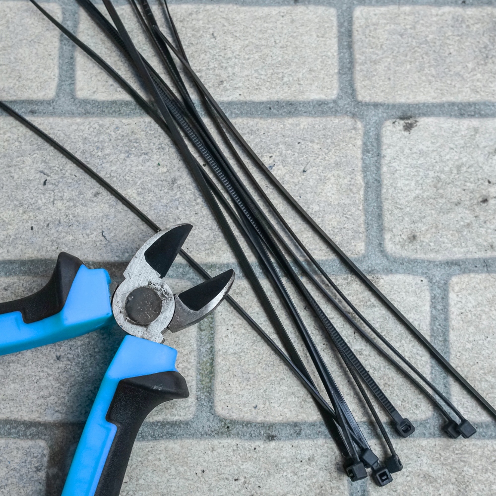 OPASKI OPASKA ZACISKOWA KABLOWA TRYTKI TRYTYTKI MOCNE 3,6MM/150MM 50szt Długość 150 mm