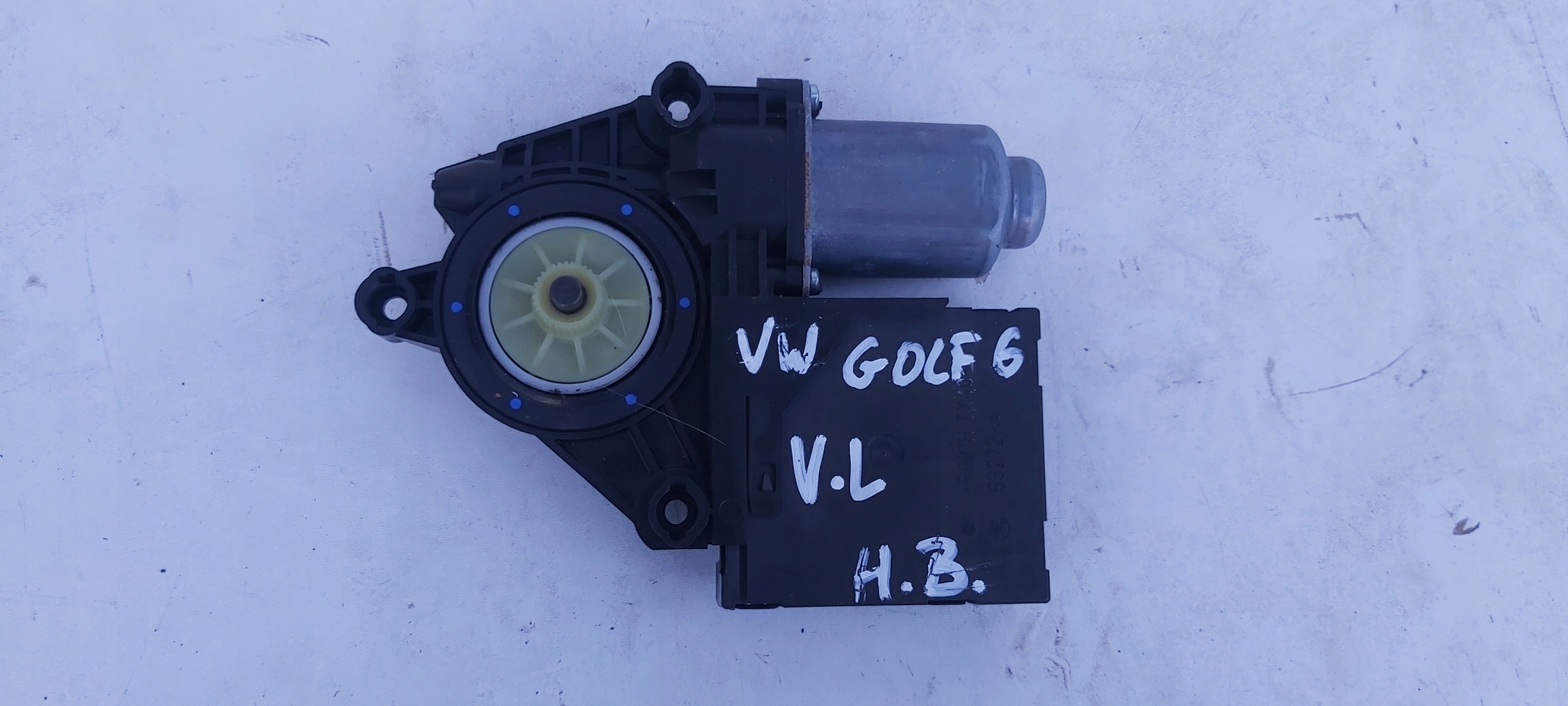 VW GOLF VI HATCHBACK 5D 5K0959701B SILNICZEK PODNOSZENIA SZYBY LEWY PRZÓD