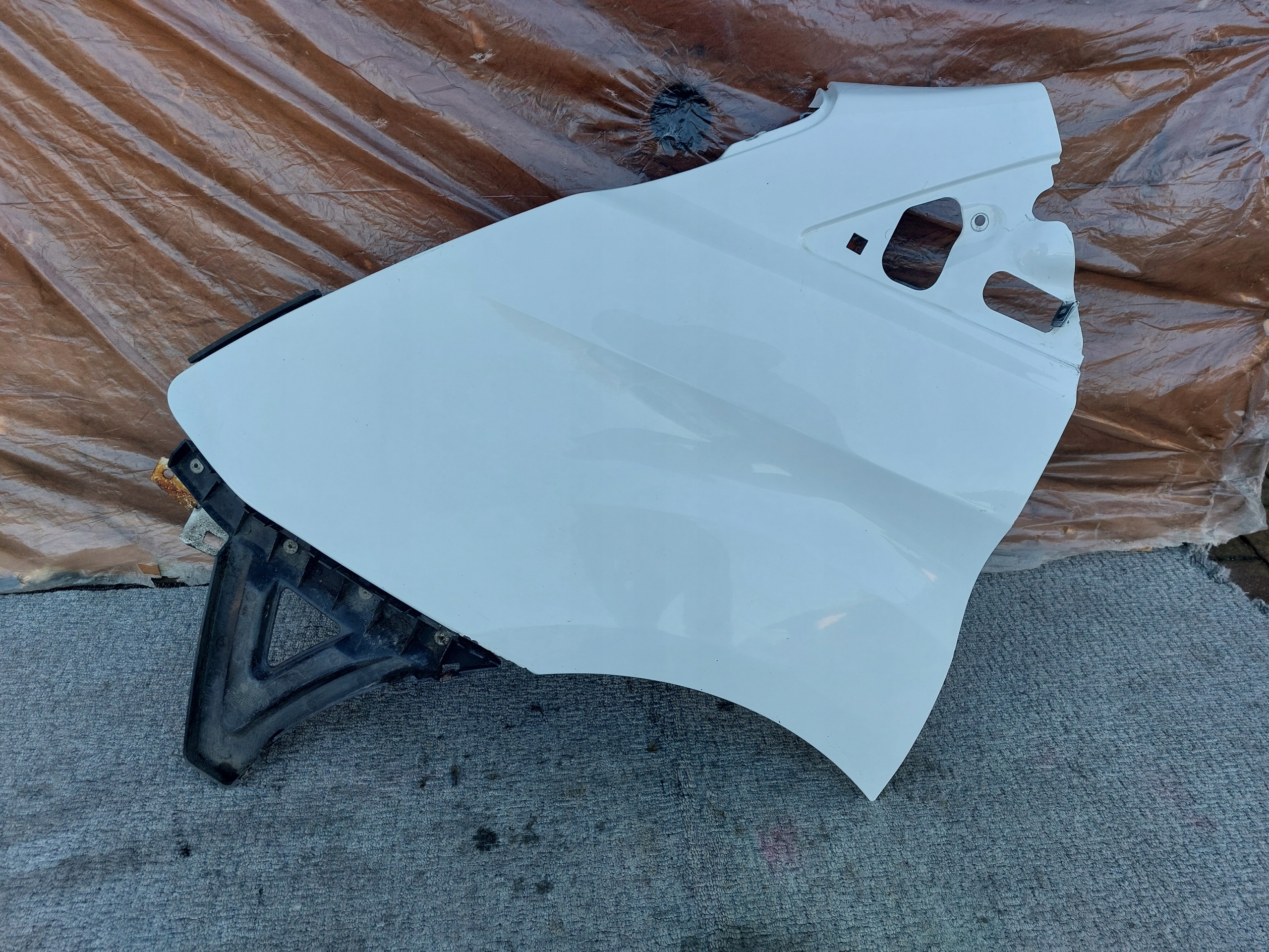 fender front left front FORD TRANSIT CUSTOM 12