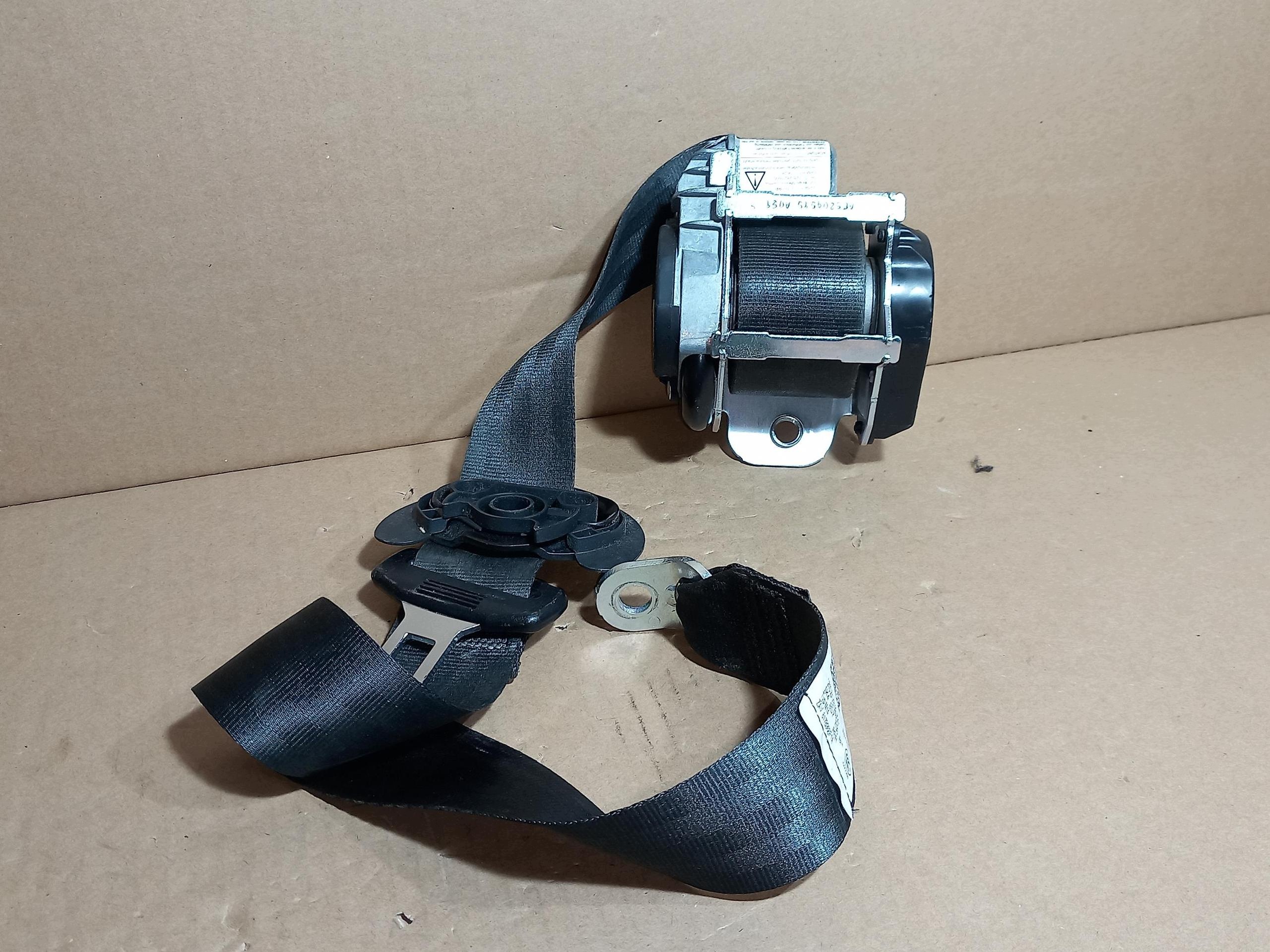 tension belt safety right front VOLKSWAGEN GOLF VI JETTA 617971400A