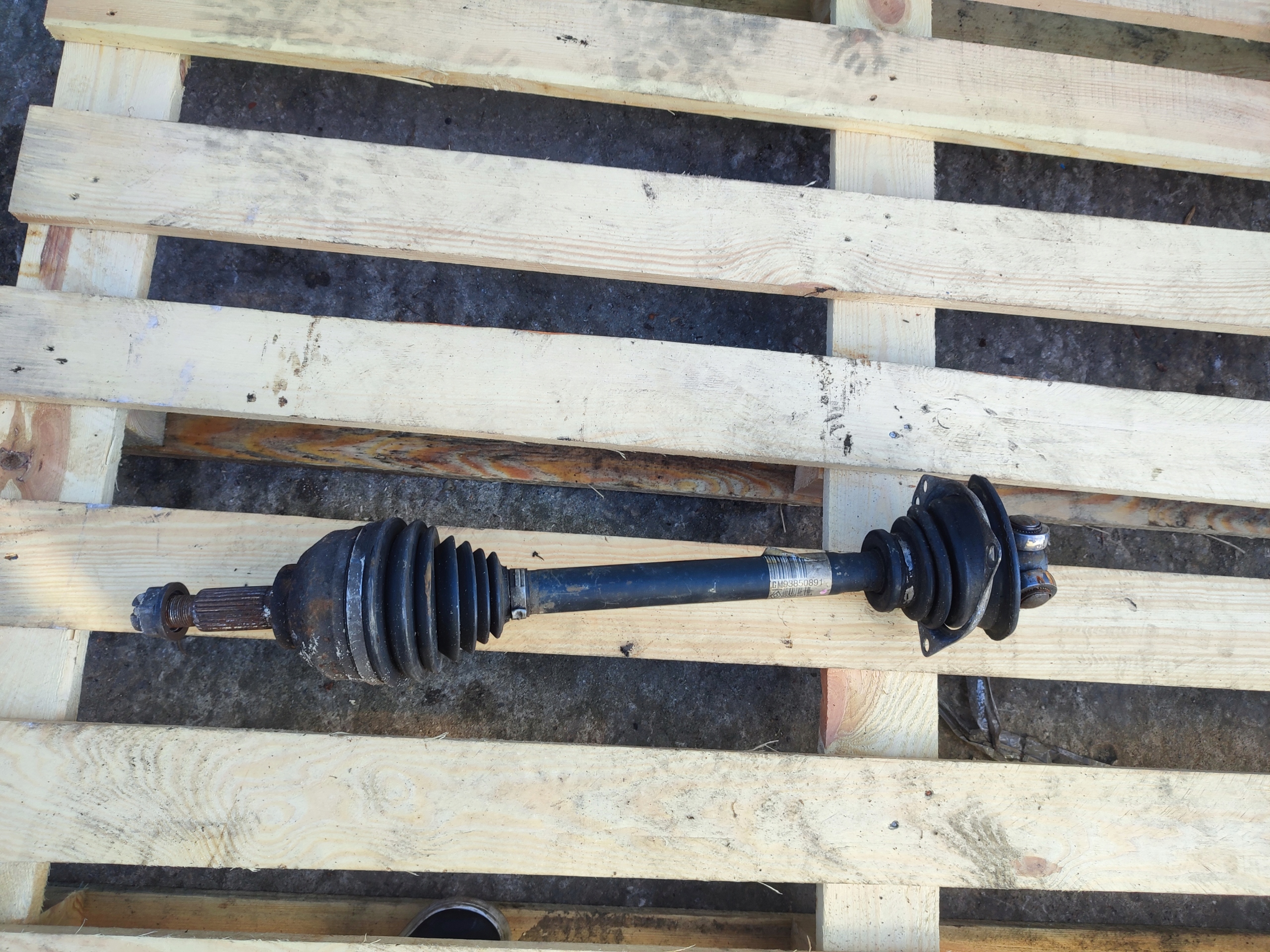 semi-axis left front 2.5 D VIVARO A Renault Trafic II 93850891