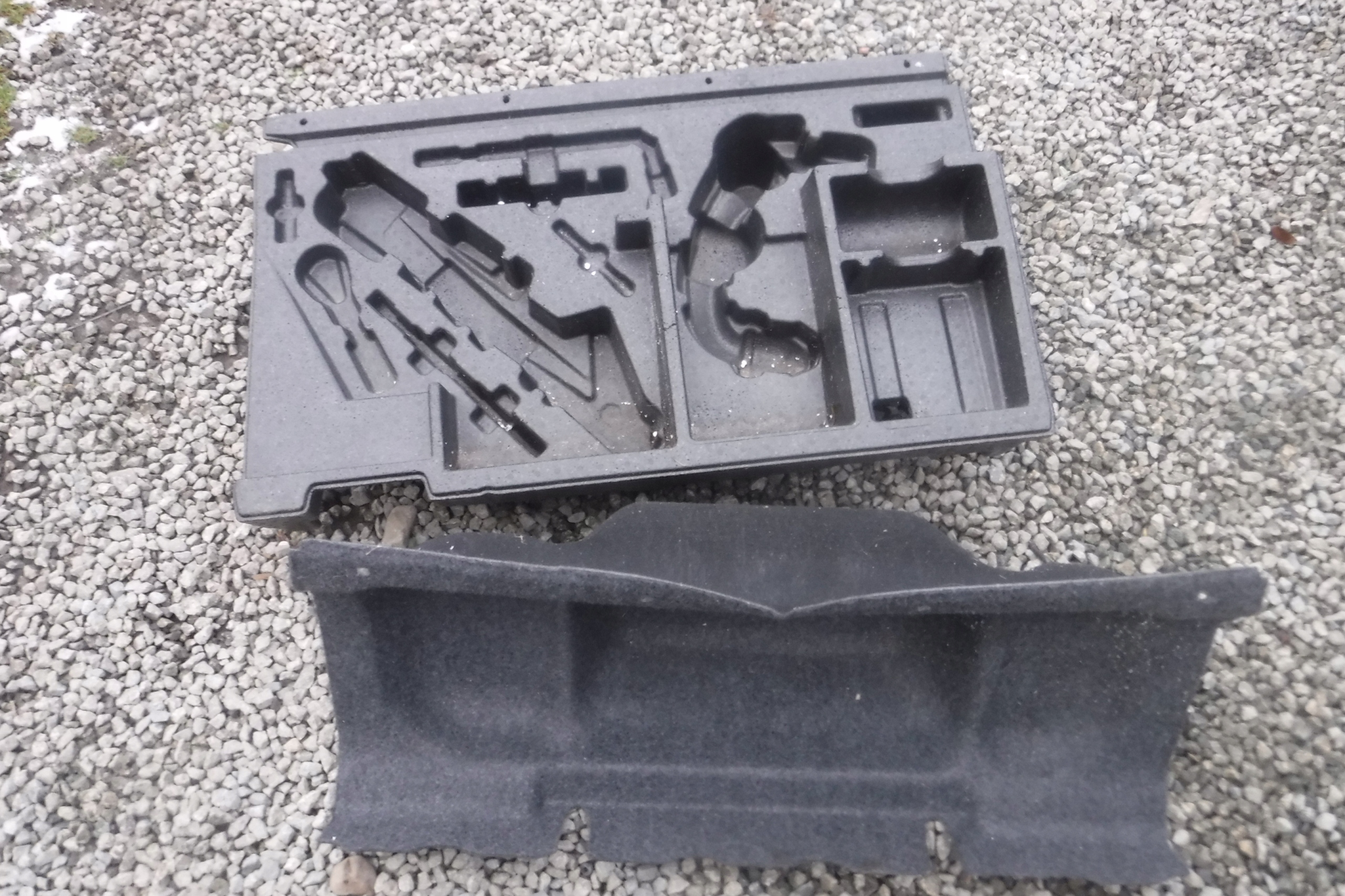 MERCEDES ML W164 polystirene PIANKA boot wklad