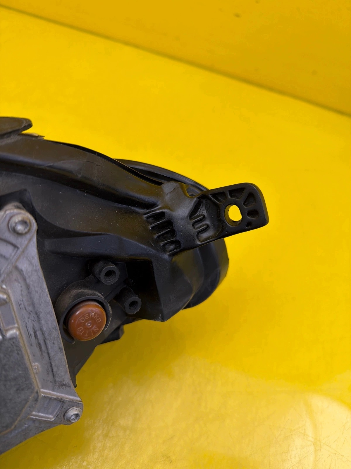 light left front Jeep Cherokee KL 2014-2017 68157105AO USA