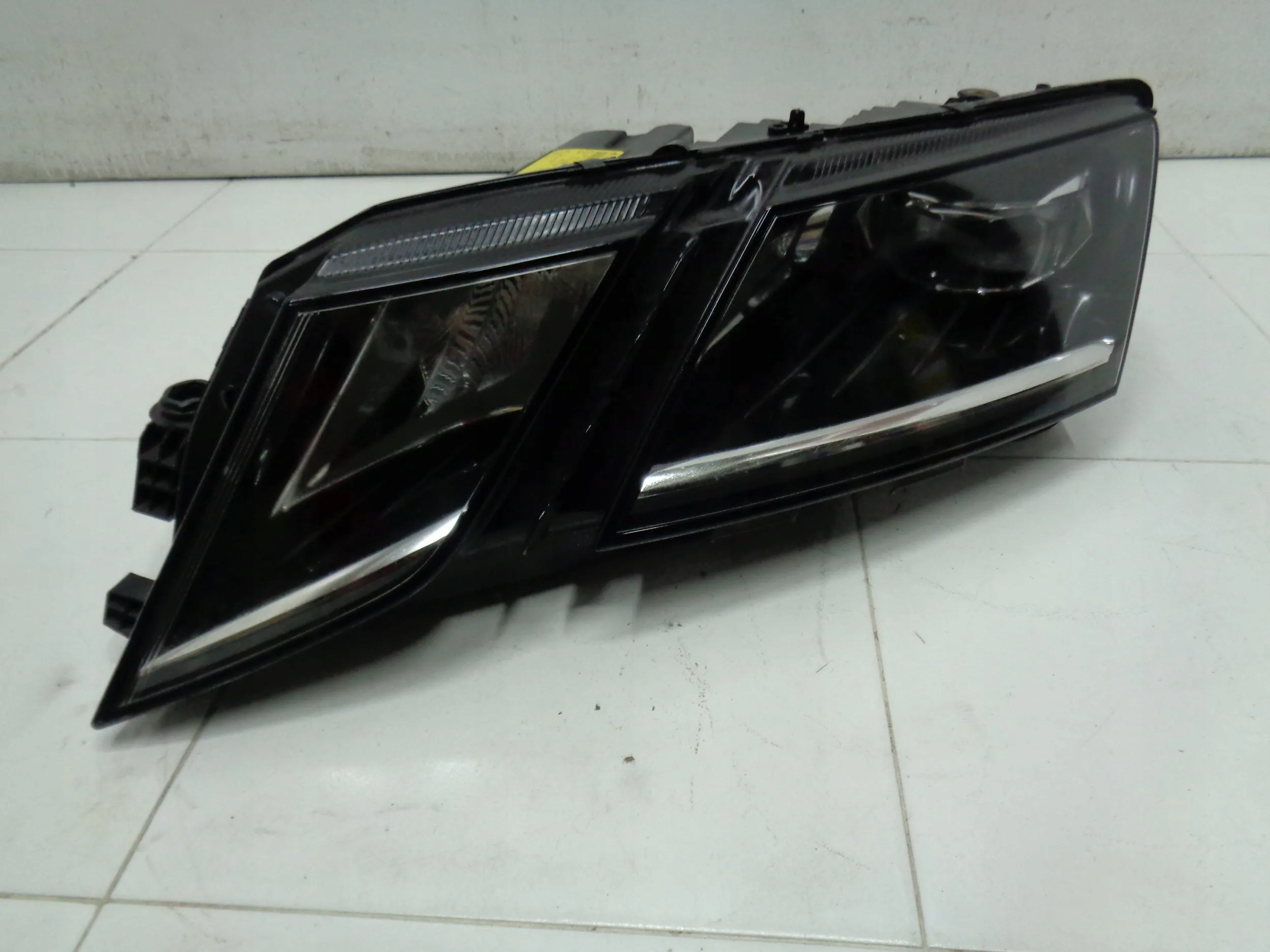 SKODA OCTAVIA III LIFT FULL LED left 16-20r