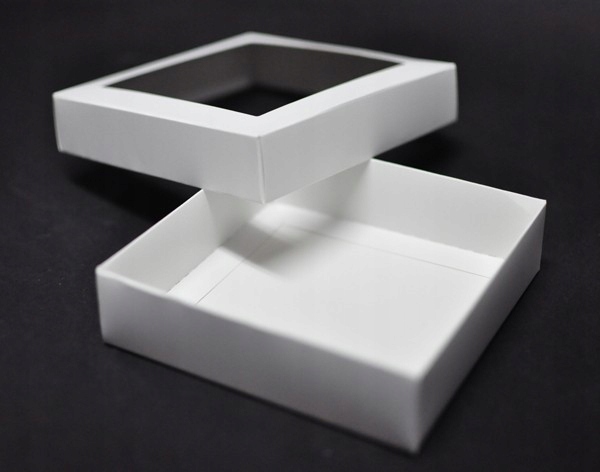 Kartonik Pudełko Opakowanie Pudełeczko na pierniki 12x12x3 cm BIAŁY 5 szt.