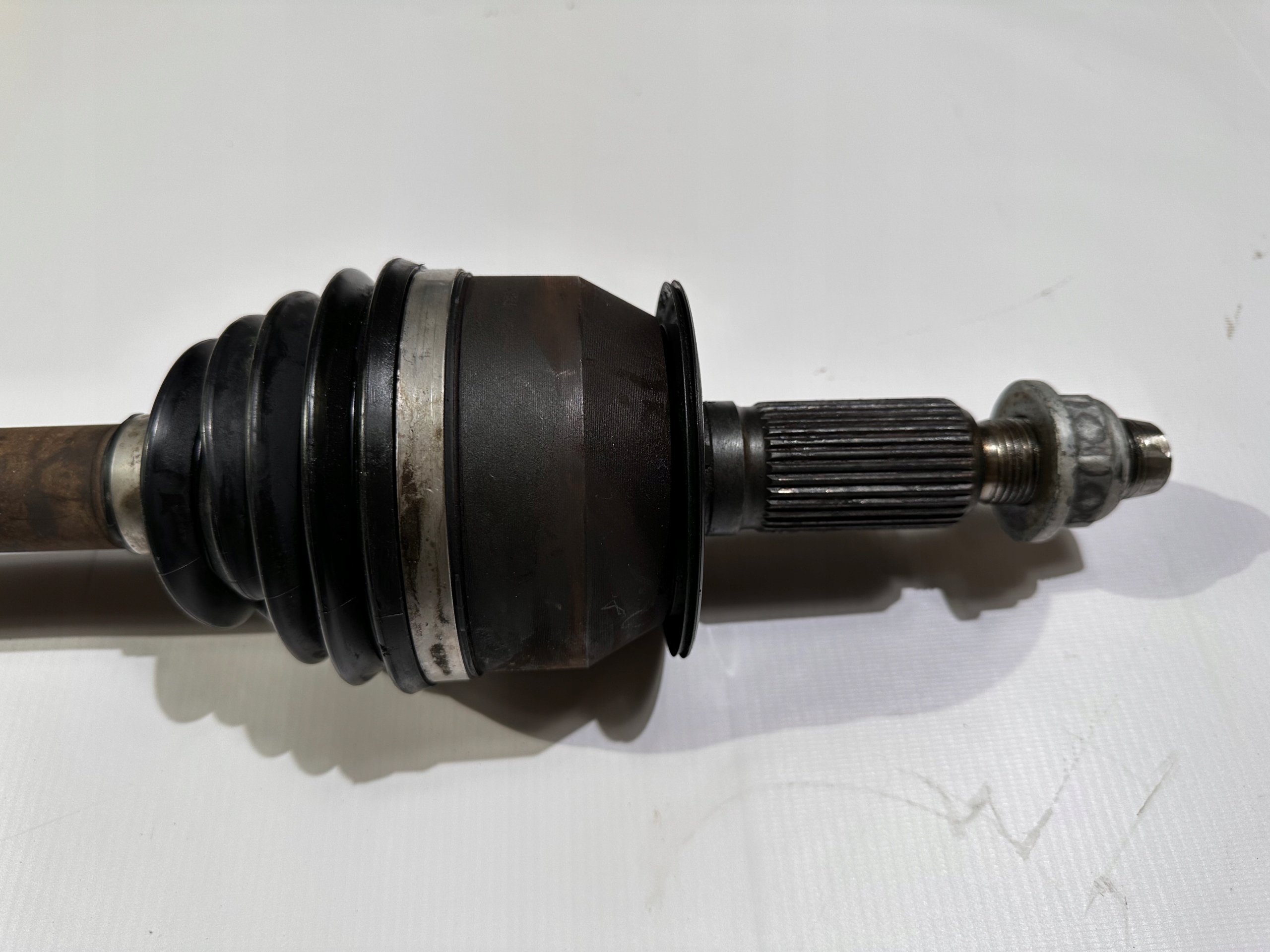 semi-axis left rear part rear Ford Expedition 3.5 EcoBoost 4x4 2018 - 2022