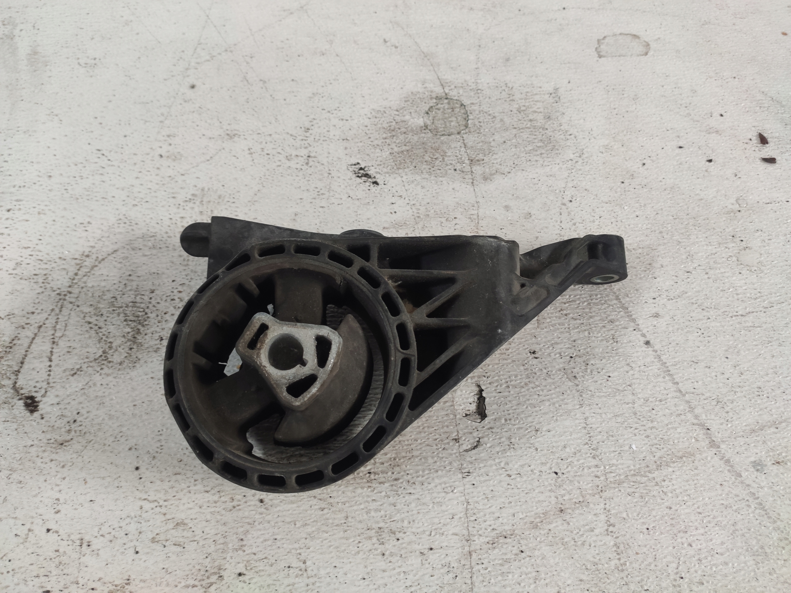 CHEVROLET CRUZE holder gearbox mount