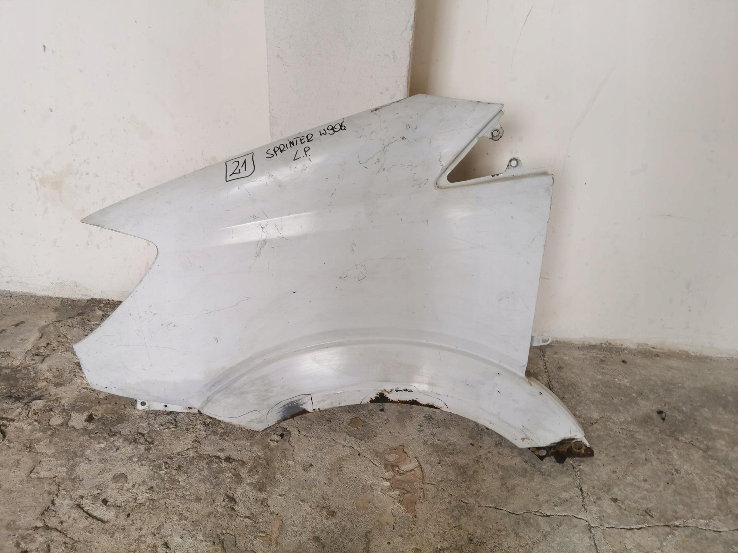 fender left front MERCEDES SPRINTER W906 06-11