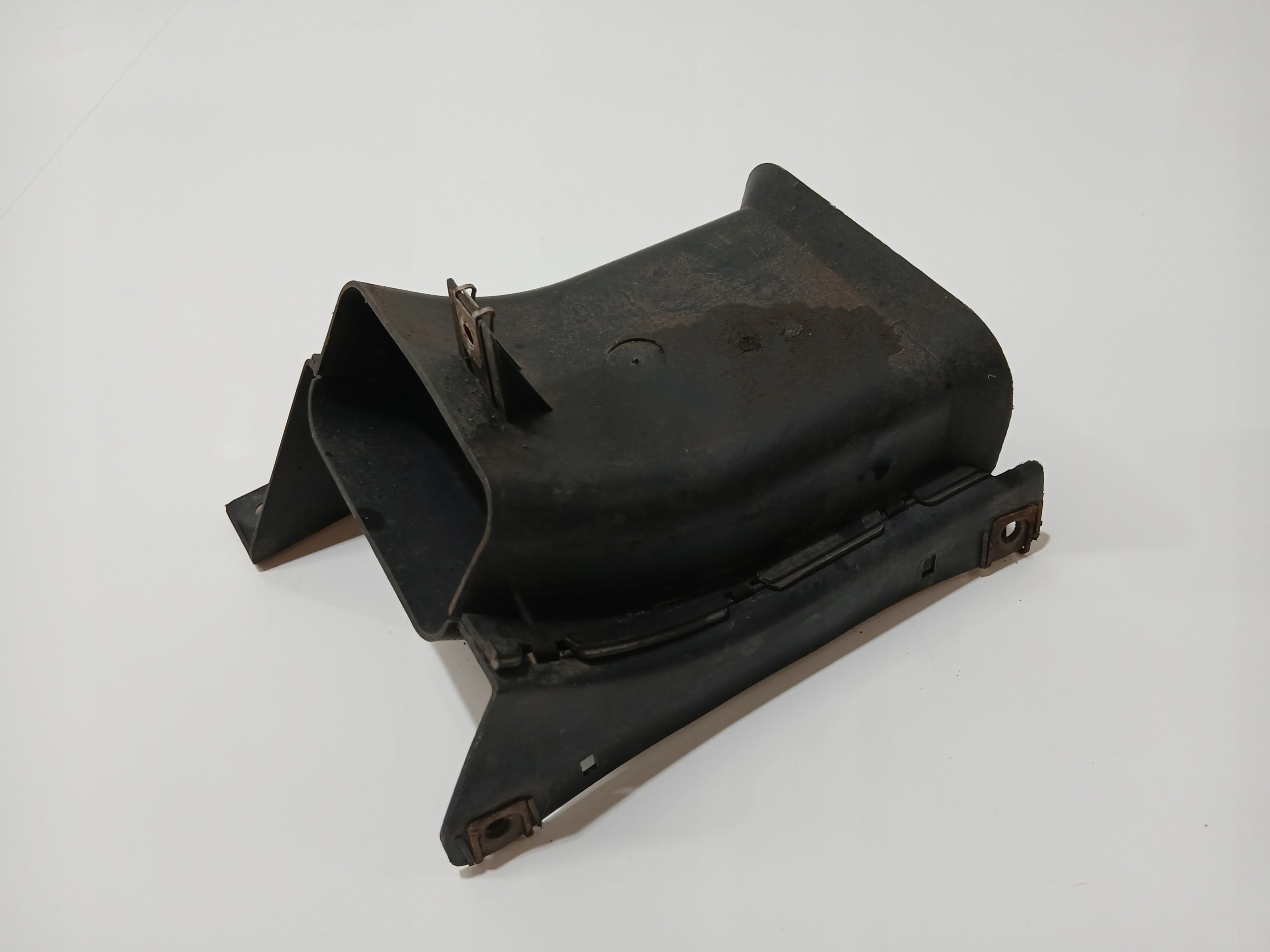 drain air right front BMW E60 E61 M PAKIET OE 7039132 (4824832)