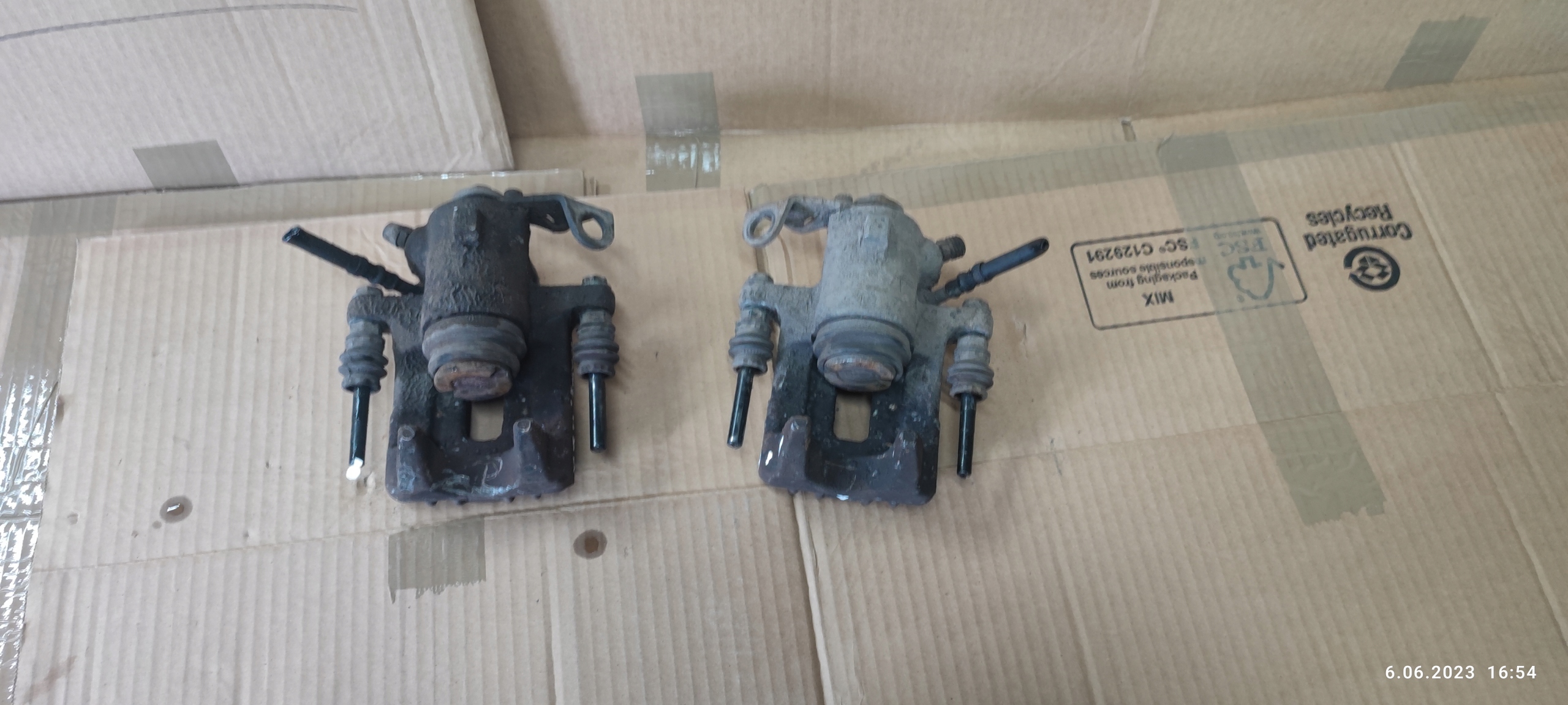 SKODA FABIA and caliper calipers brake rear part KOMPLET