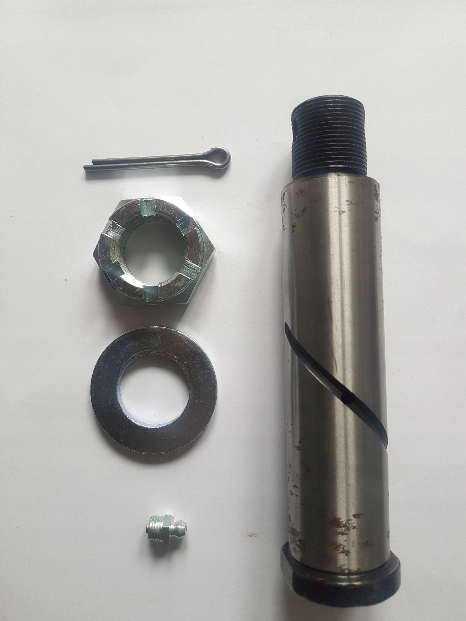 SWORZEŃ RESORA DYSZLA PRZYCZEPY 35x130 mm KOMPLET