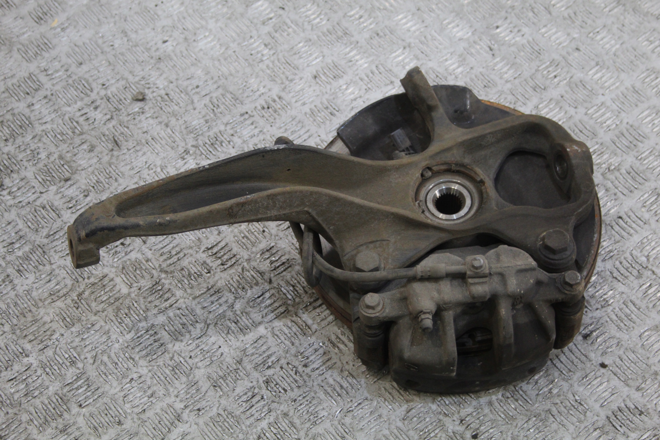 swing right front VW AMAROK 2H 2H3 LIFT 2H6407258