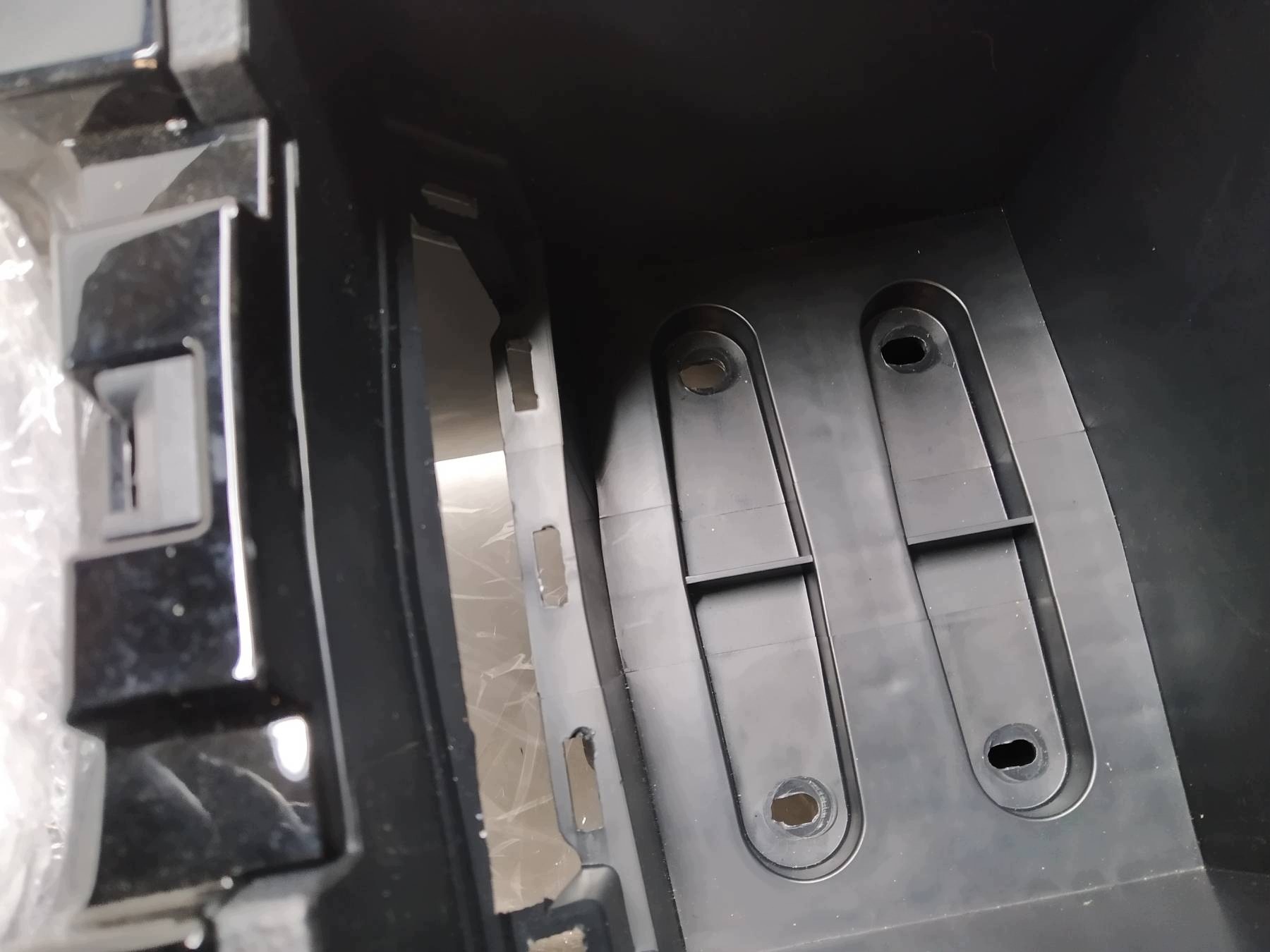 tunnel central armrest below INDUKCJE Toyota Corolla XII (2018-) E21