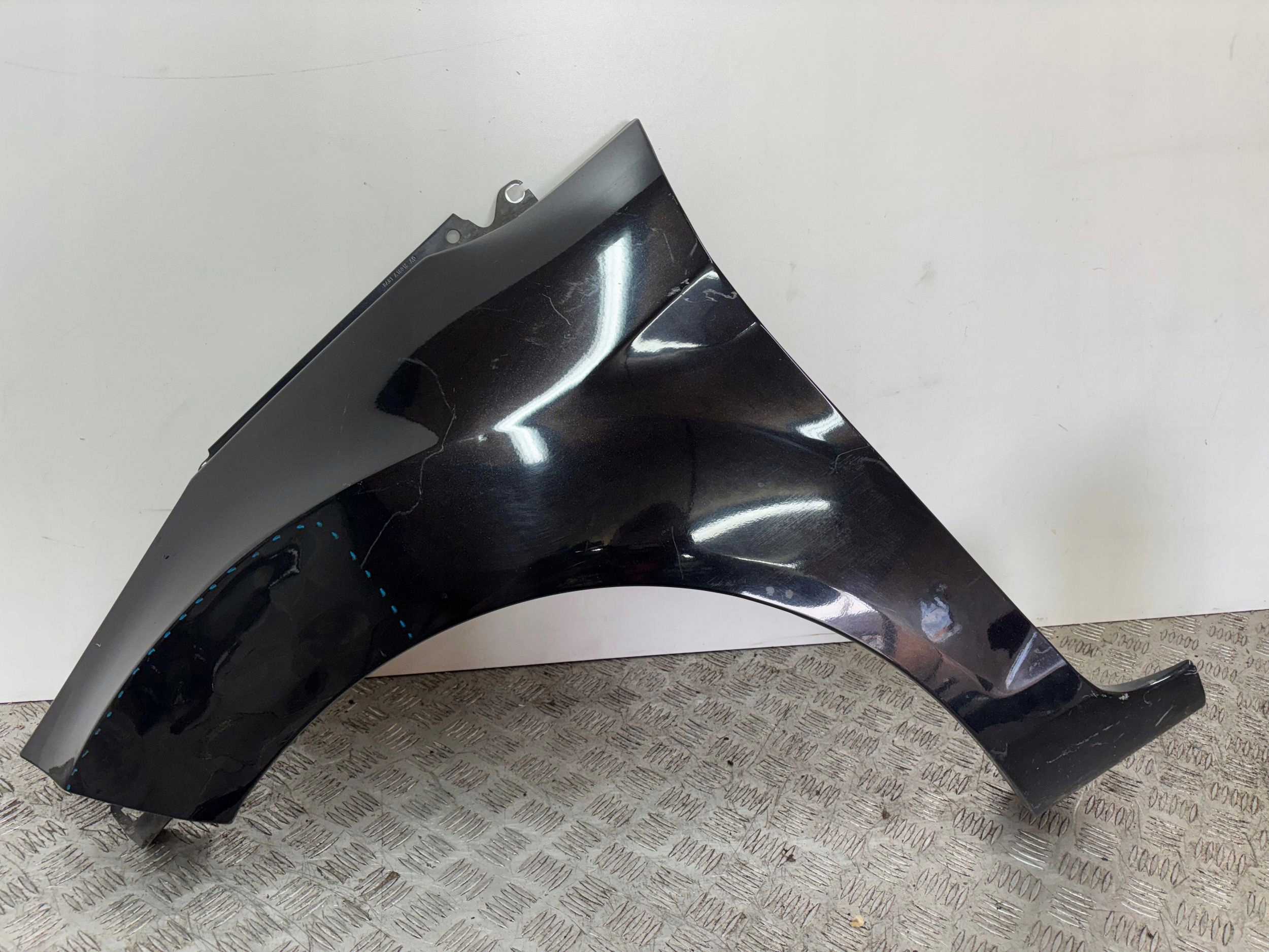 fender front front left FORD FIESTA MK7 09