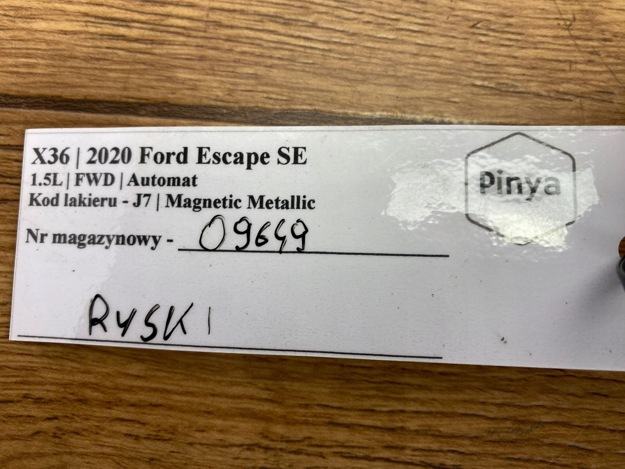 Rezonator dolot luftansaugkanal Ford Escape IV Kuga MK3 2020+