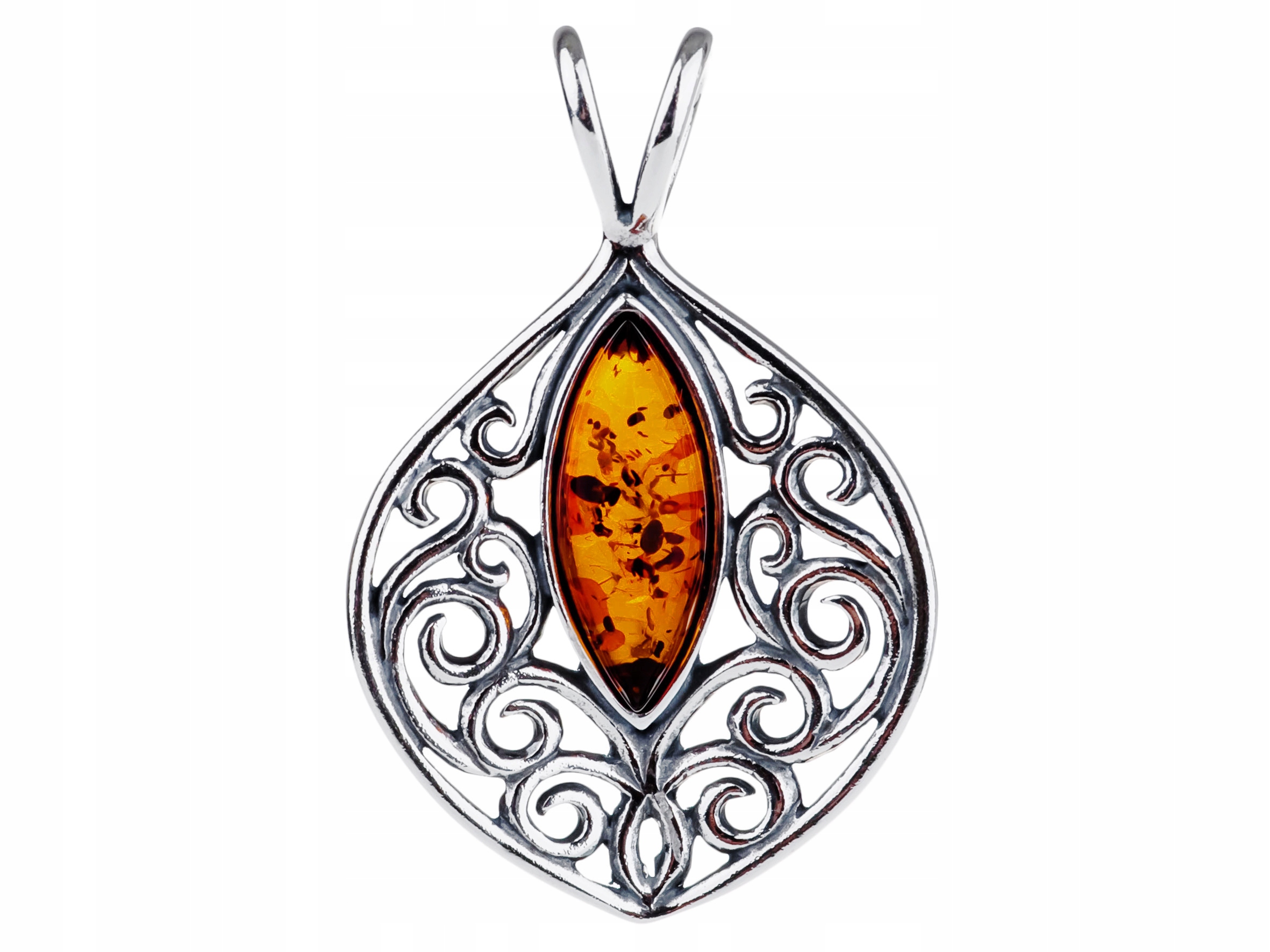 Stříbrný Přívěsek s jantarem Oxidovaný stříbrný přívěsek Stříbro