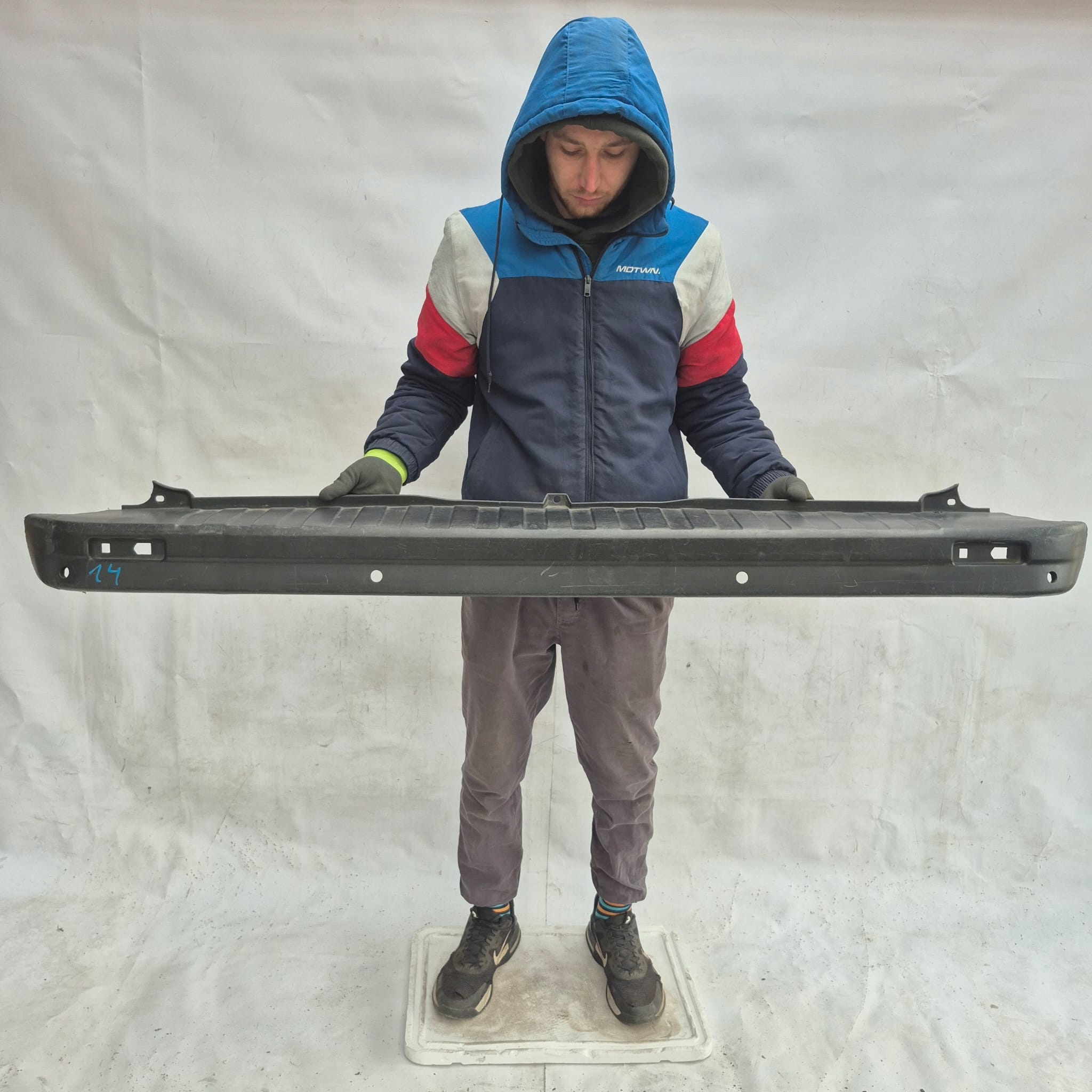 RENAULT TRAFIC III 3 OPEL VIVARO B 14-> bumper rear part rear PDC