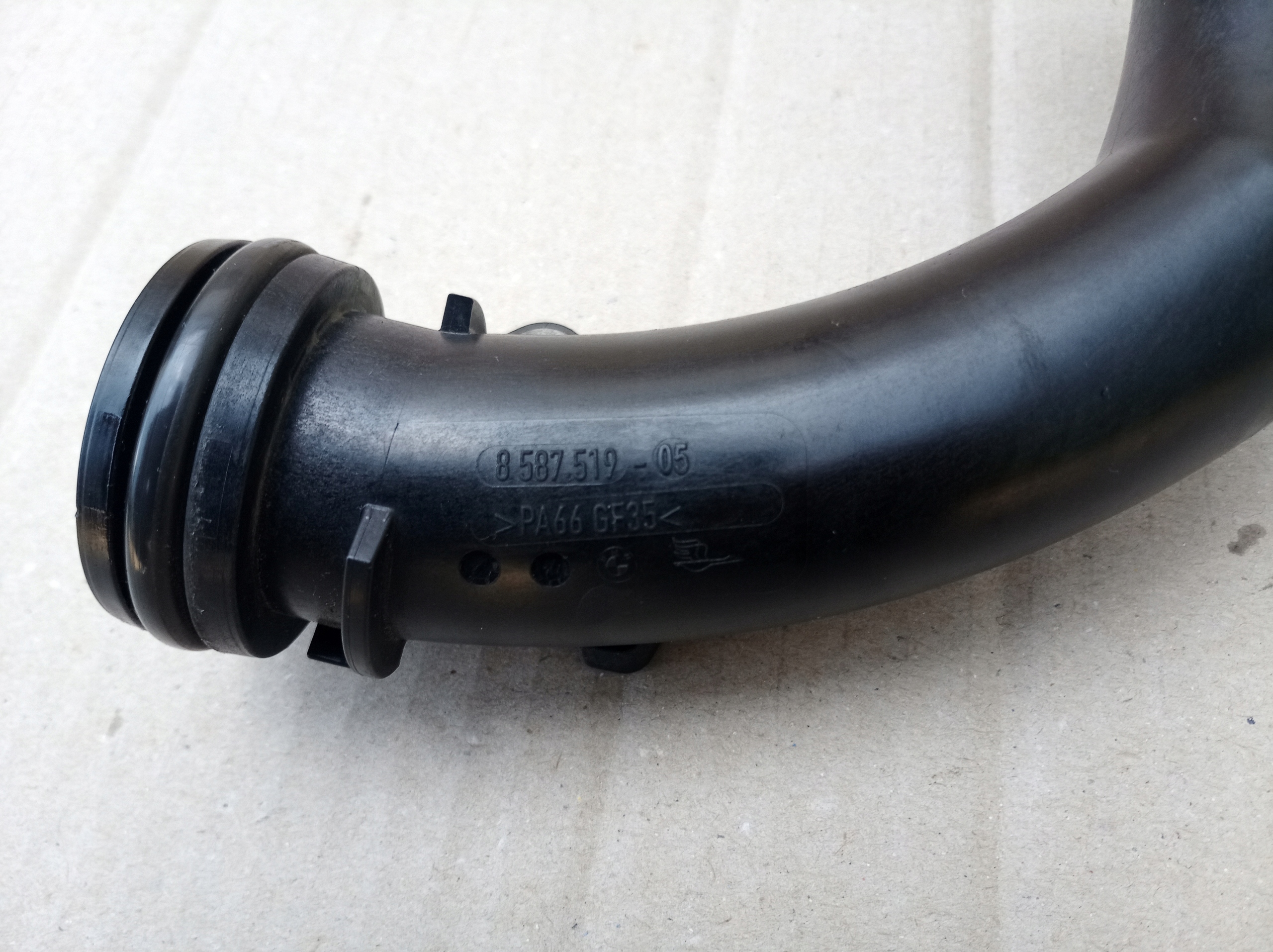 BMW G20 G21 G30 G31 G01 G02 RURA PRZEWÓD TURBINY 8587519 B47D20B Producent części BMW OE