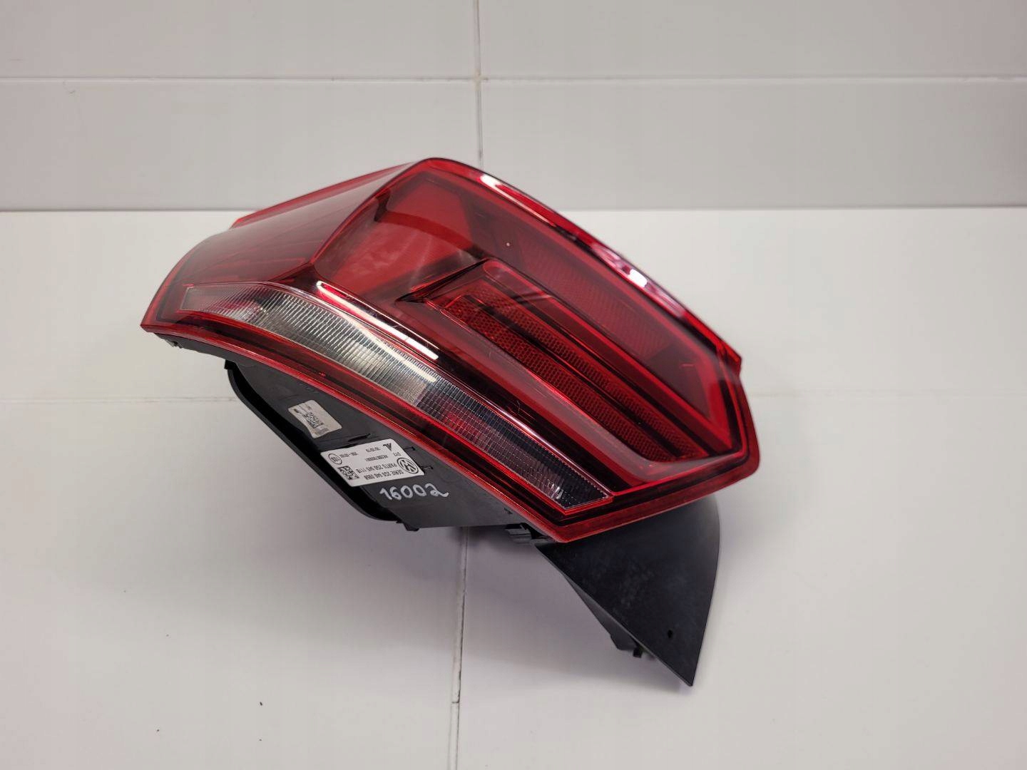 light rear left side Volkswagen Polo 6 2020 2G0945095B