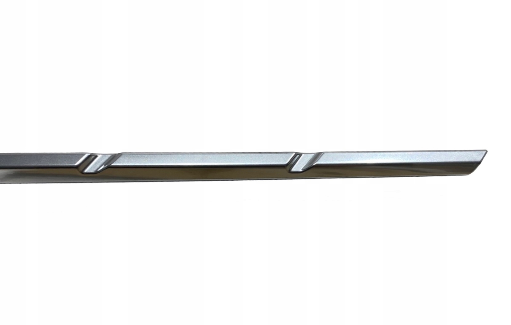 MASERATI MC20 MC logo side emblemat LH 670158285