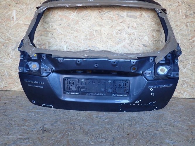 SUBARU OUTBACK VI 21- boot doors rear part