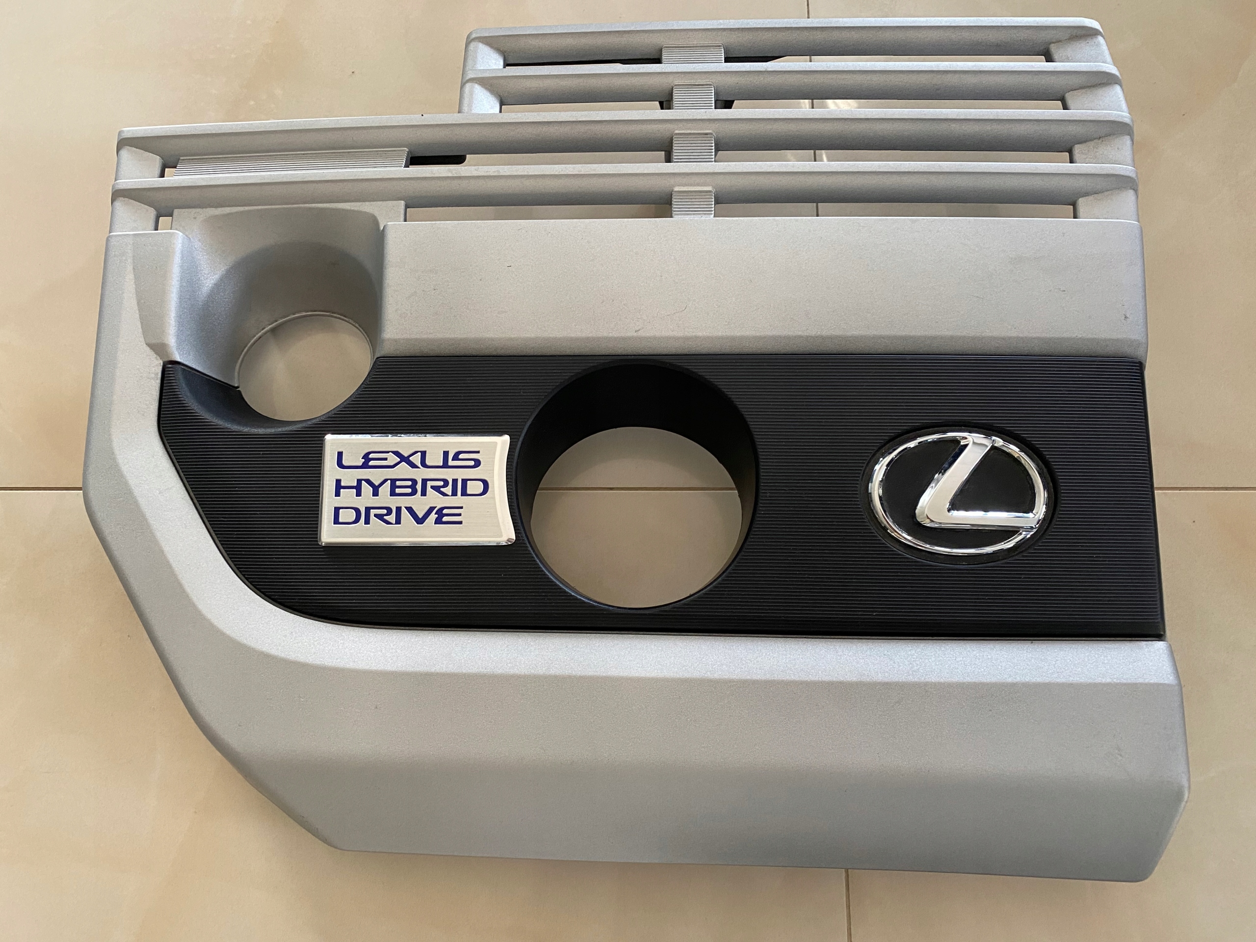 12601-24021 - LEXUS UX 250H ГИБРИДНЫЙ КАПОТ КРЫШКА ДВИГАТЕЛЯ