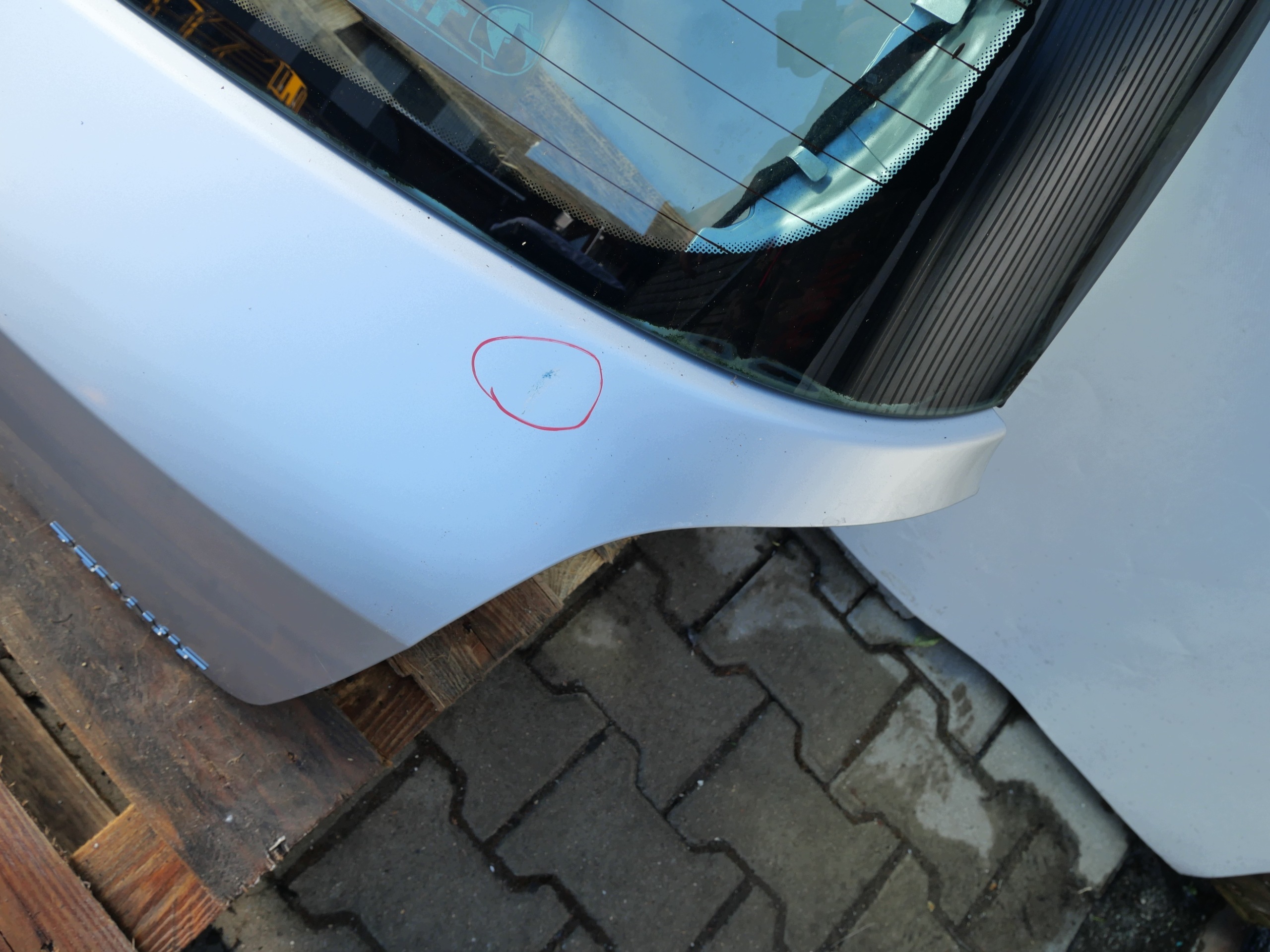 rear trunk door RENAULT CLIO III