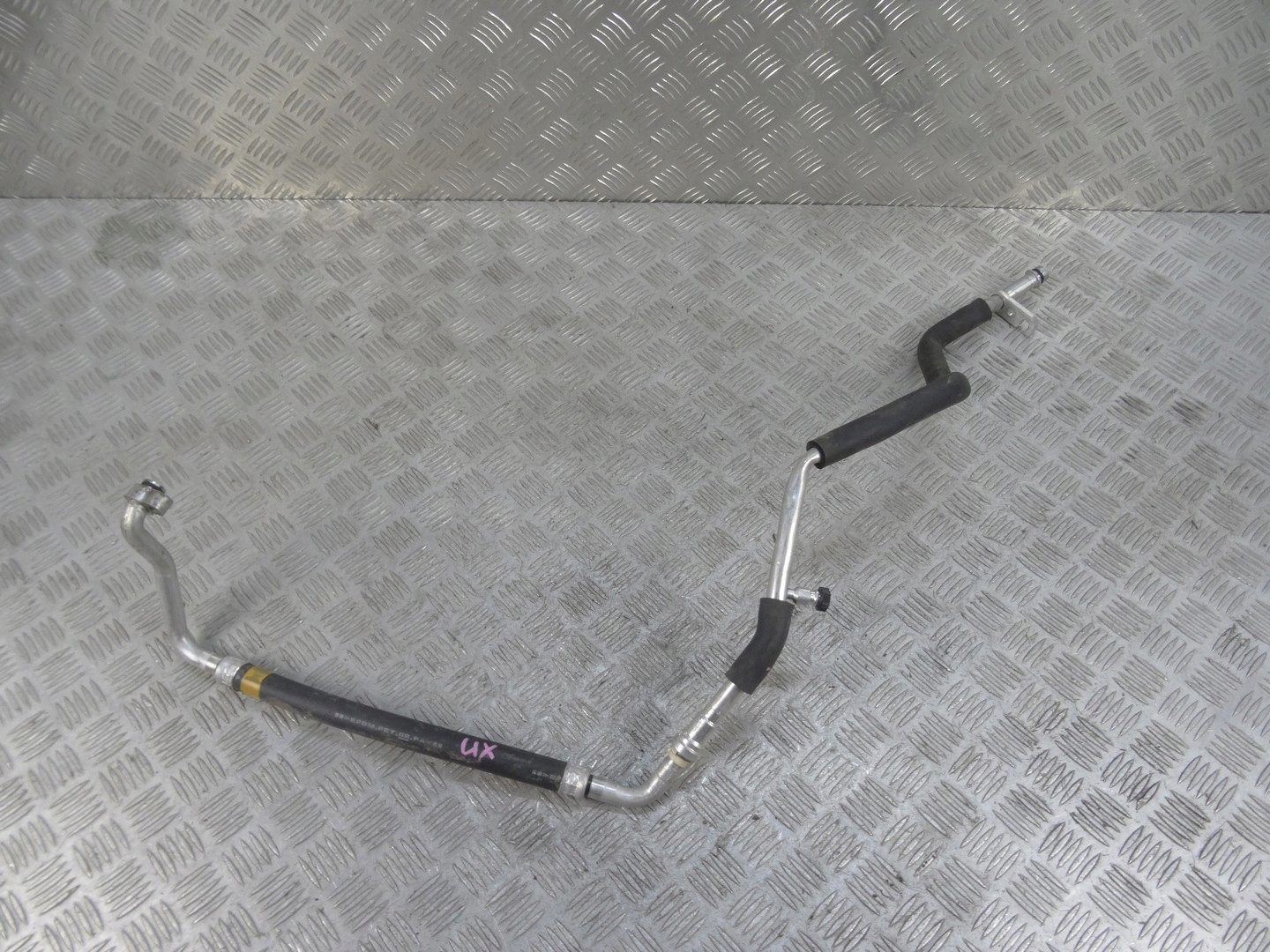 LEXUS UX КОНДИЦІОНЕР ГІБРИД