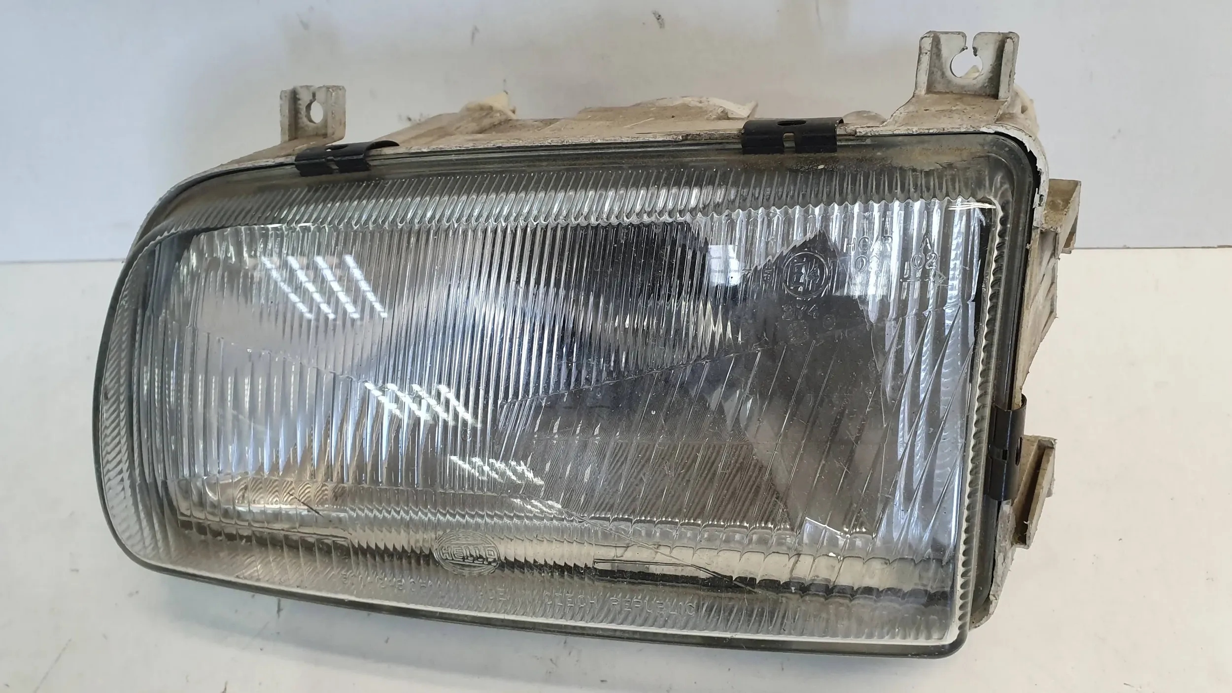 light front left Skoda Felicja 94