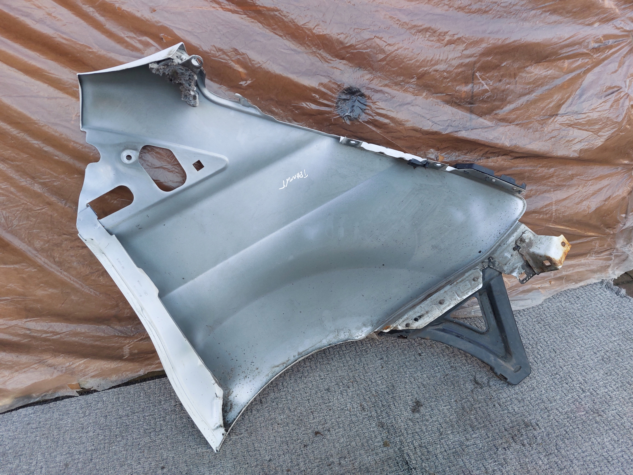 fender front left front FORD TRANSIT CUSTOM 12