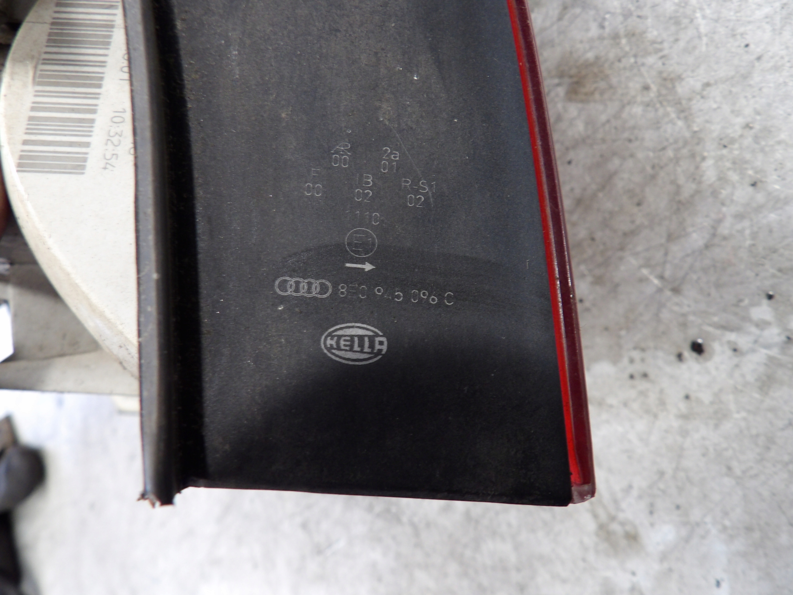 Audi A4 B6 light rear right 8E0945096C