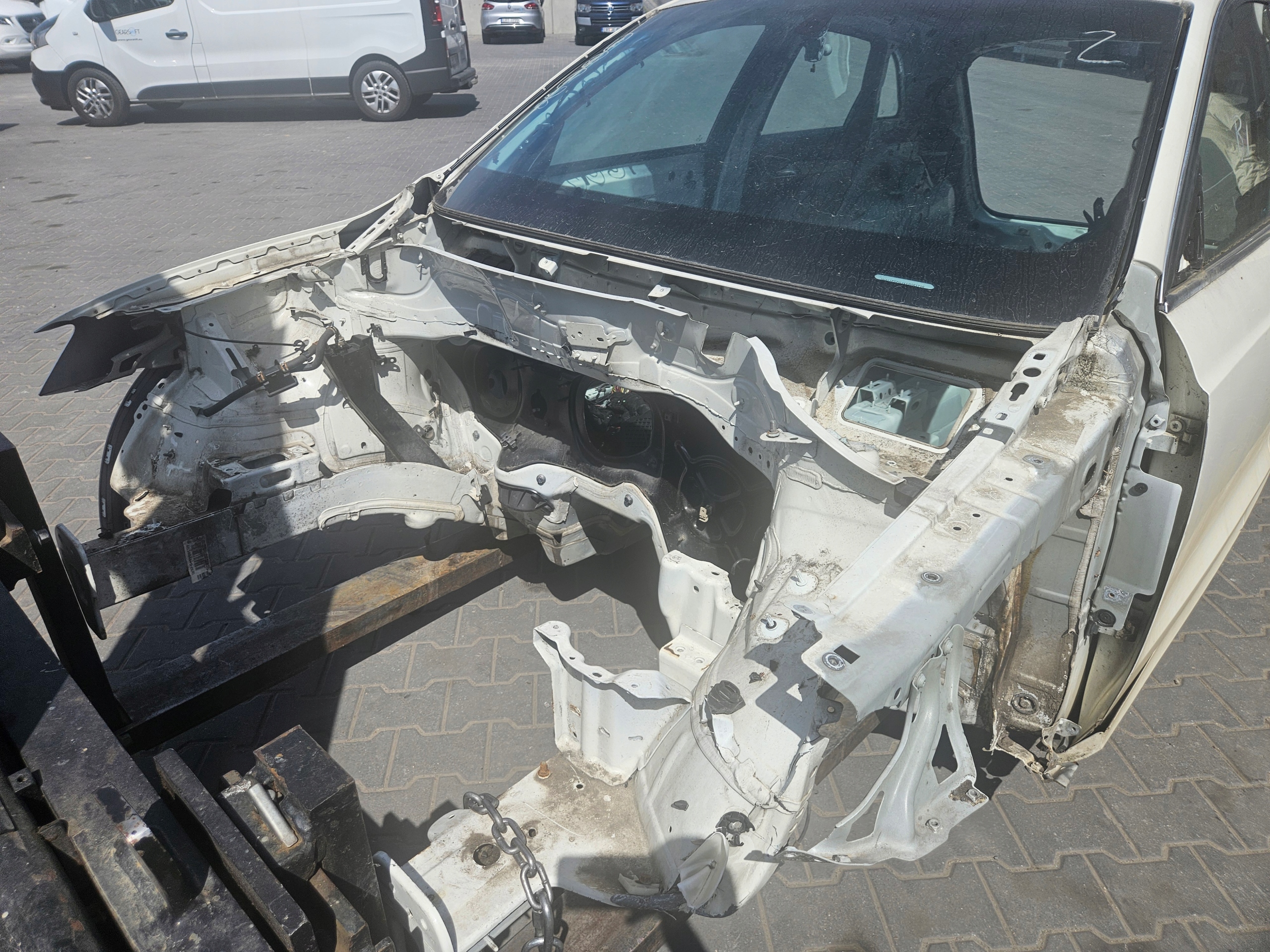 AUDI Q3 8U 11-18r quarter right left front colour LY9K