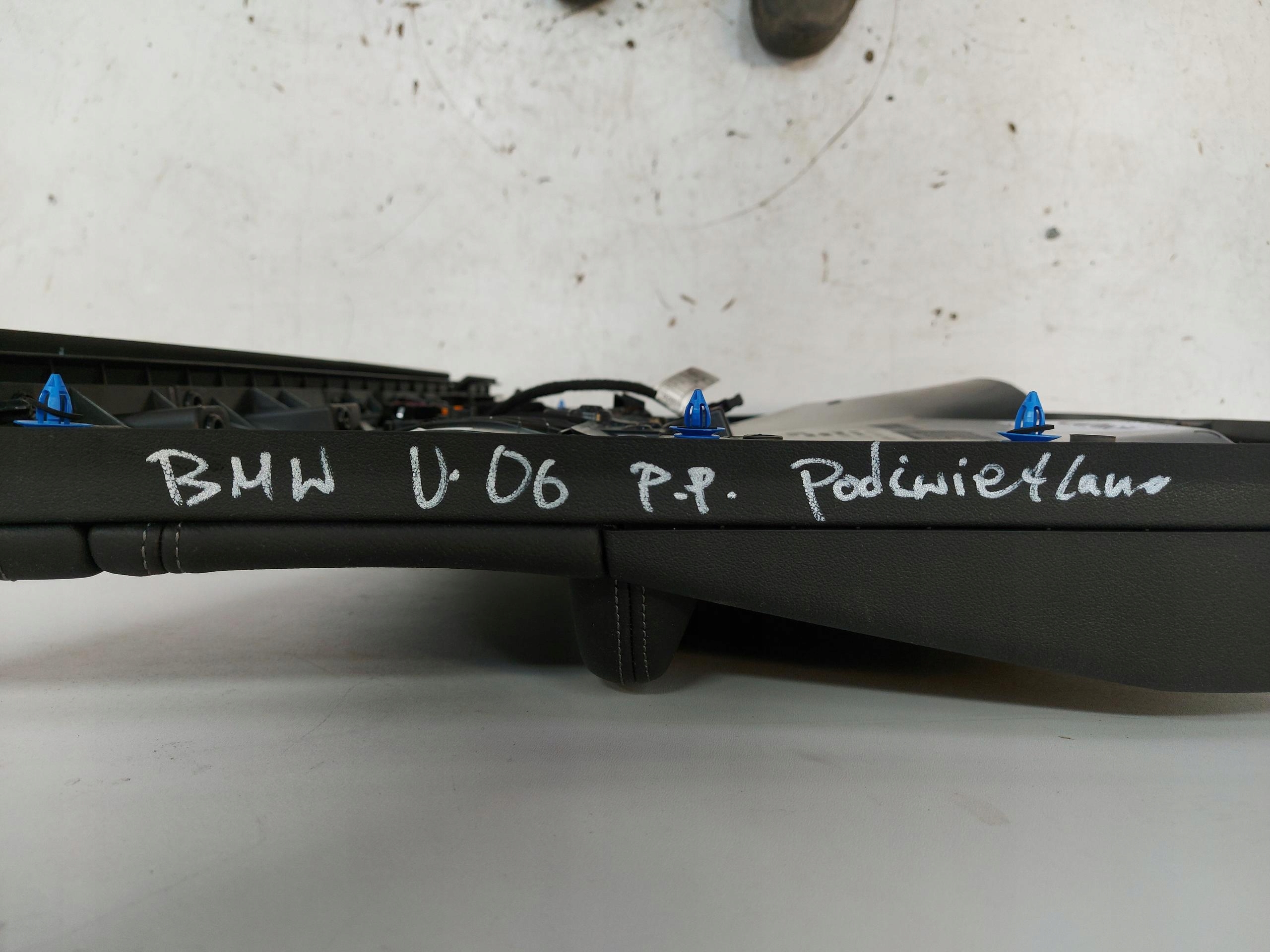 BMW U06 220d upholstery side door right front 4314252