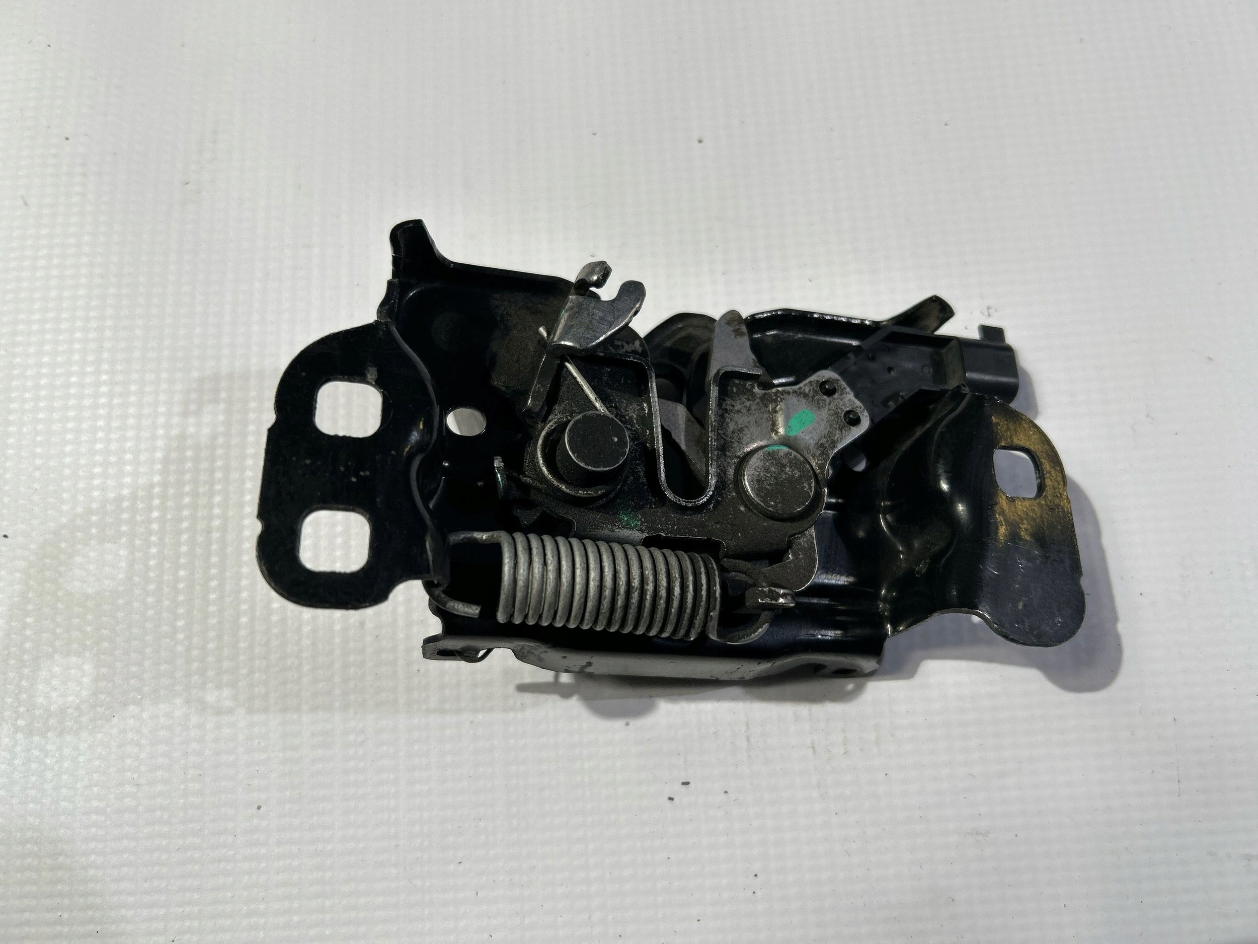 bonnet latch lock pokrywy of the engine Dodge Durango 2014