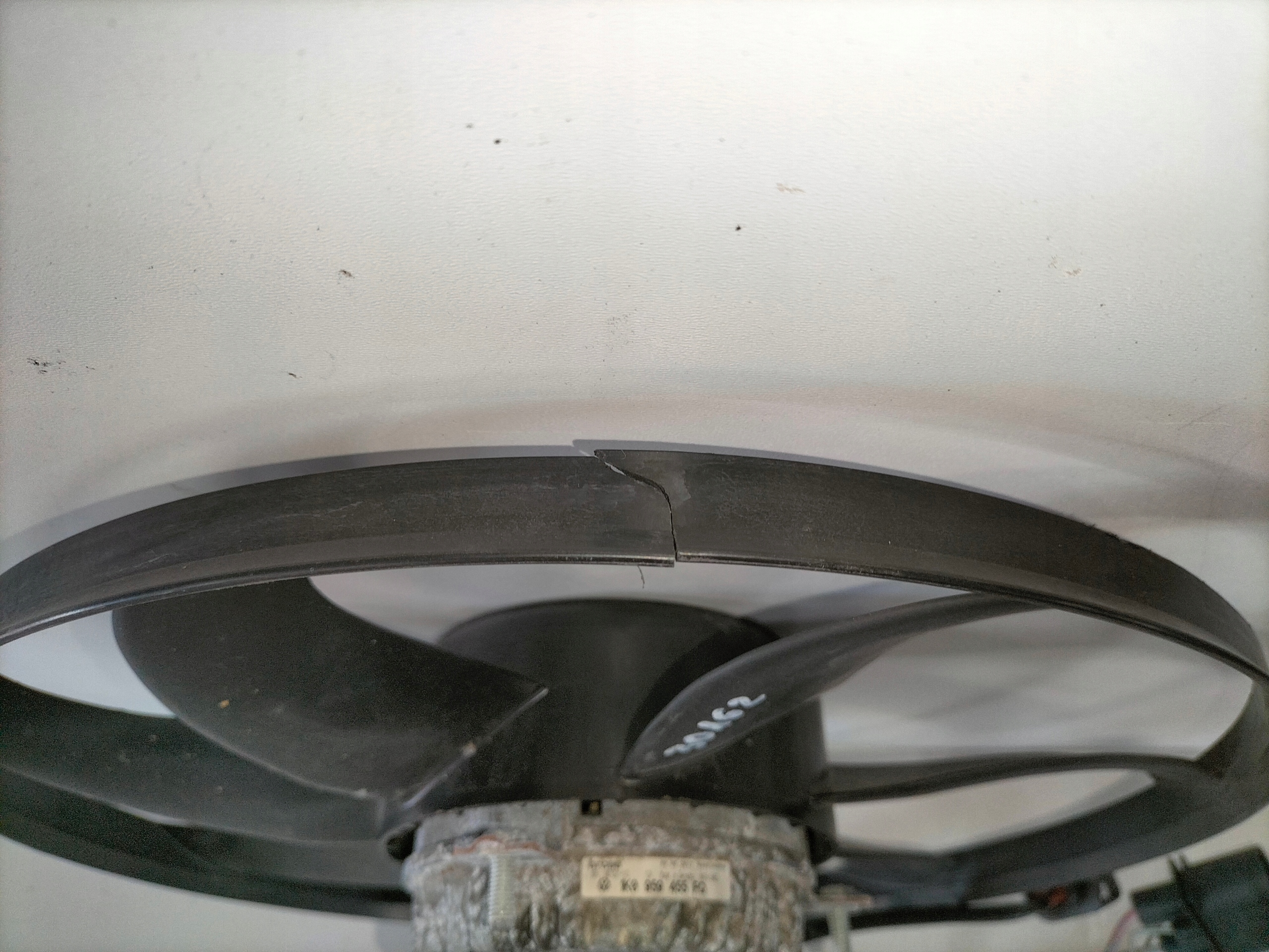 ventilátor chladiče VW SKODA AUDI